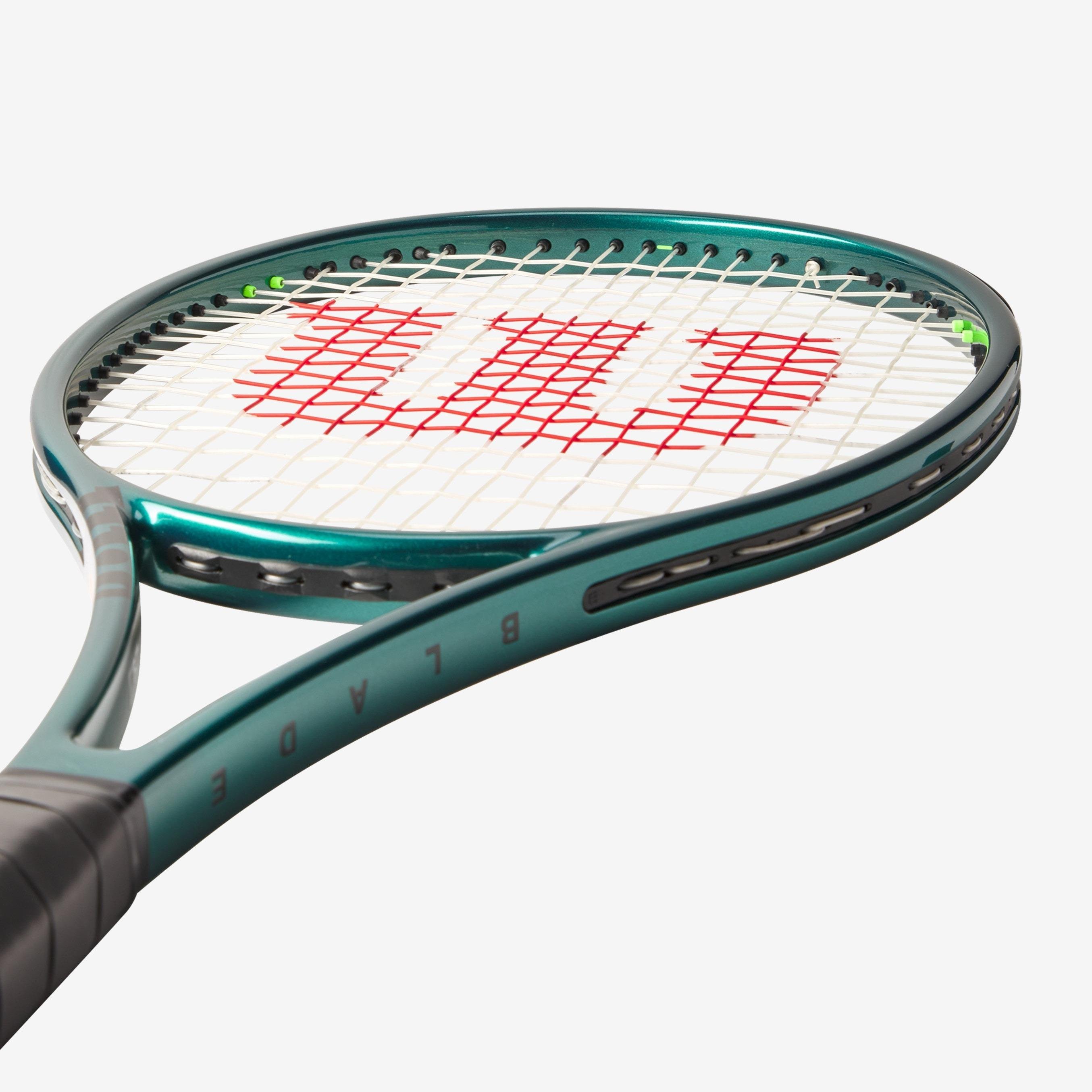 Wilson Blade Pro 98 (16x19) v9 Tenis Raketi | Merit Spor