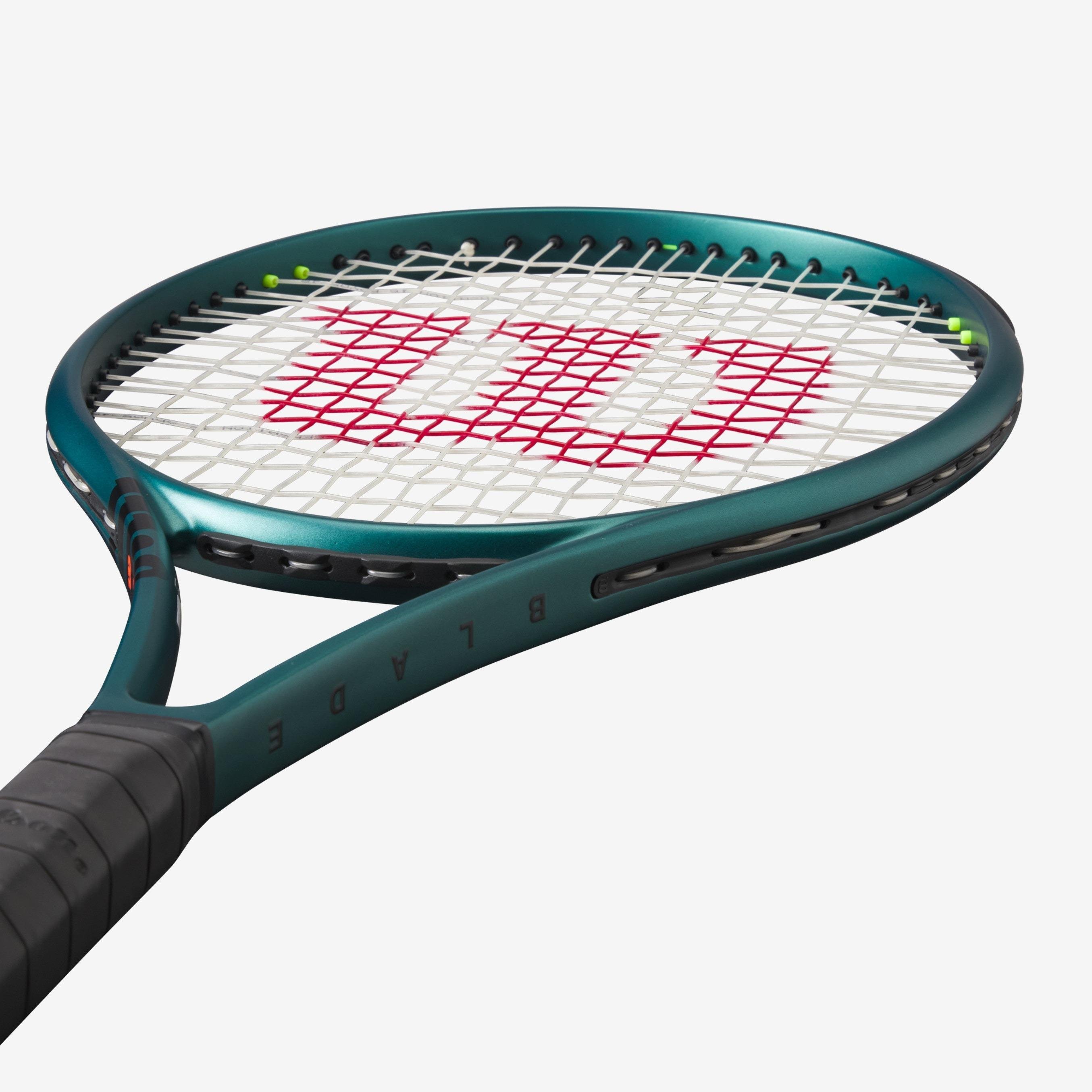 Wilson Blade 100L ： V9 ： G1 Wilson Blade 100 v9 Tenis Raketi | Kontrollü Güç ve Modern Spin