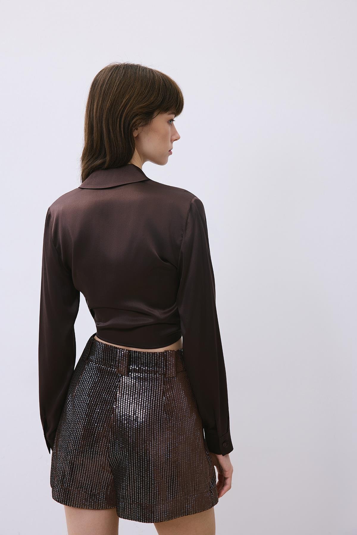Top Court En Satin Imprimé Paisley Brun Magenta - Taille S à L, Manches Courtes, Col En V, Sans Marque