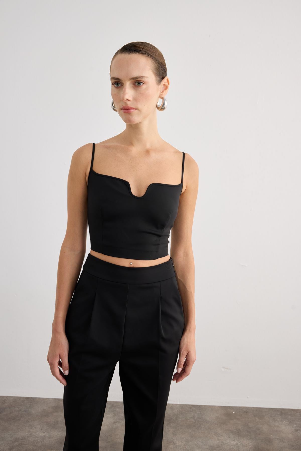 Thin Strap Zippered Black Bustier | Rue Les Createurs