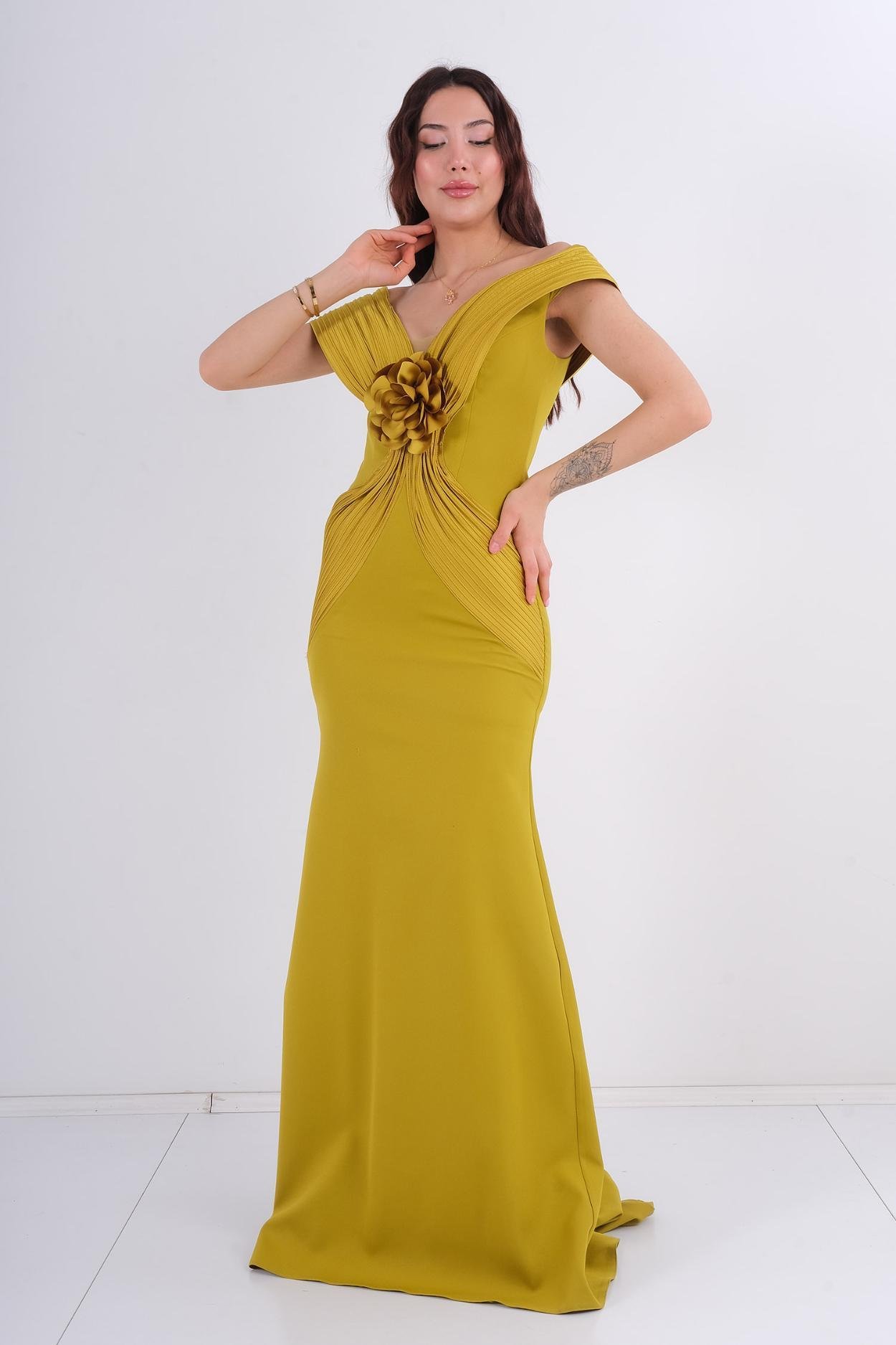 ross green dress John Charles Dress 66632B In Green main image 0
