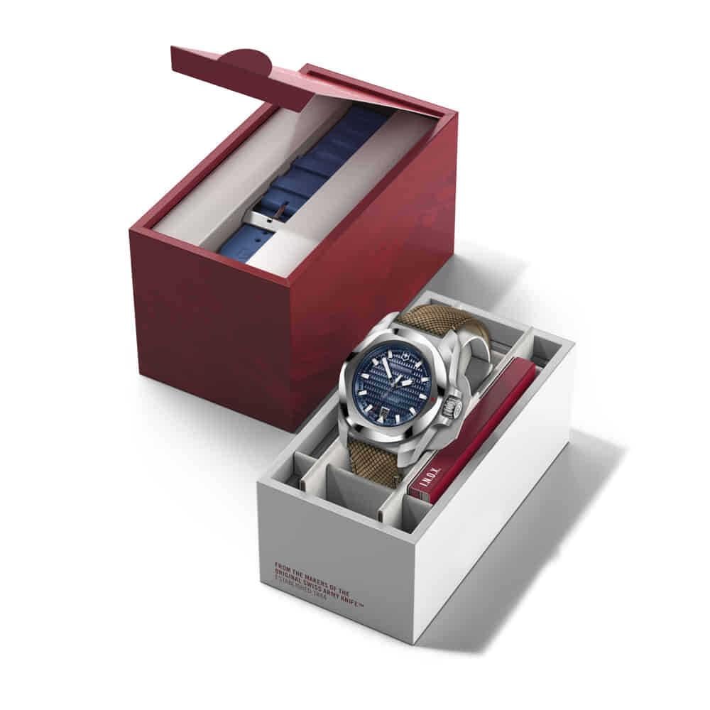 Saat Victorinox 242018.1 I.N.O.X. Otomatik Erkek Kol Saati