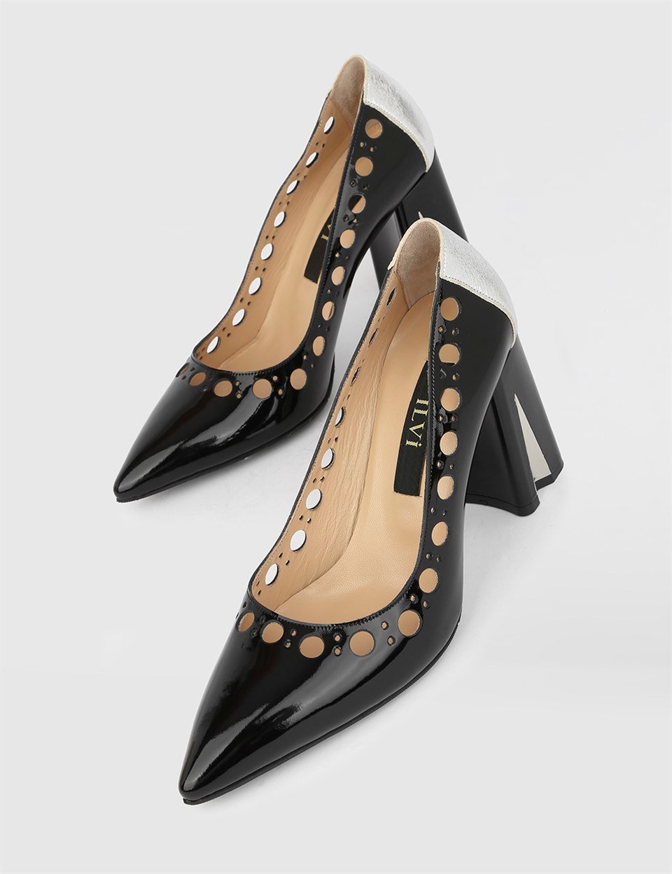 Tuba Black Patent Leather Women's Pump - İLVİ