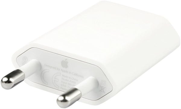 Apple 5W Orijinal Şarj Adaptörü (MD813ZM/A)