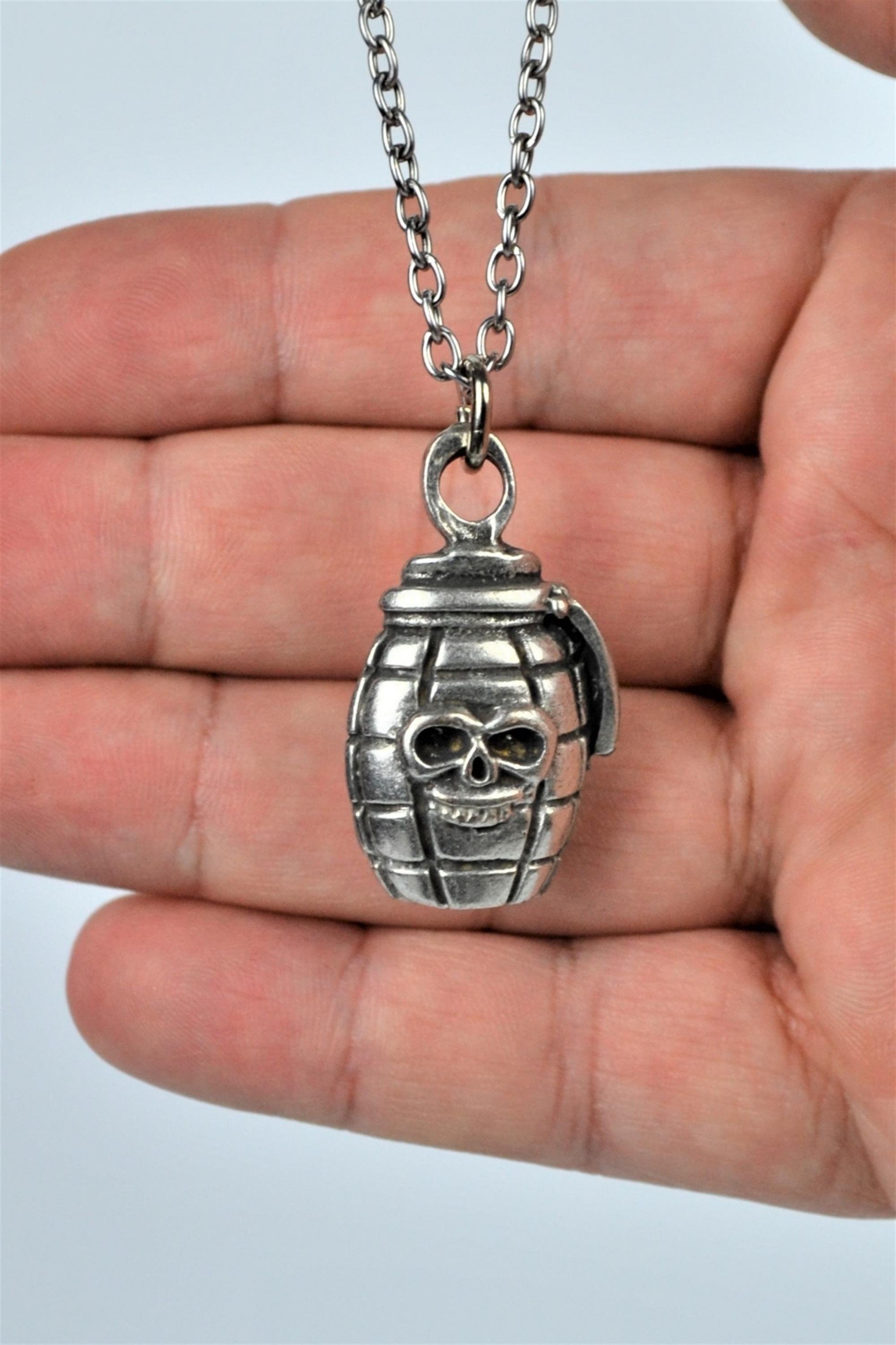 El Bombası Pubg Fortnite Call Of Duty Kolye Erkek Kadın Antik Gümüş Kaplama  60 cm Zincir