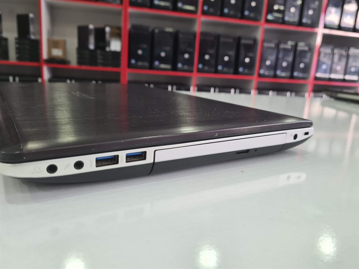 Asus N56VZ Core İ7 3630Qm 2,40GHz 8 Ram 240 SSD GT650m 4GB 15,6 Full HD 2.El  Laptop