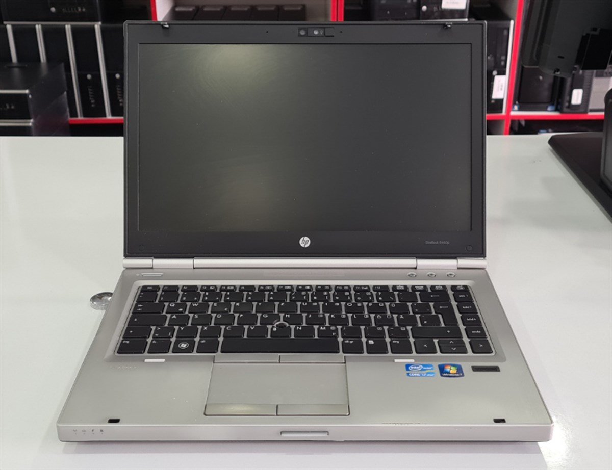 HP EliteBook 8460p-İntel İ7 2620m 4 Ram 120GB(Sıfır)SSD 14'' 2.EL Laptop