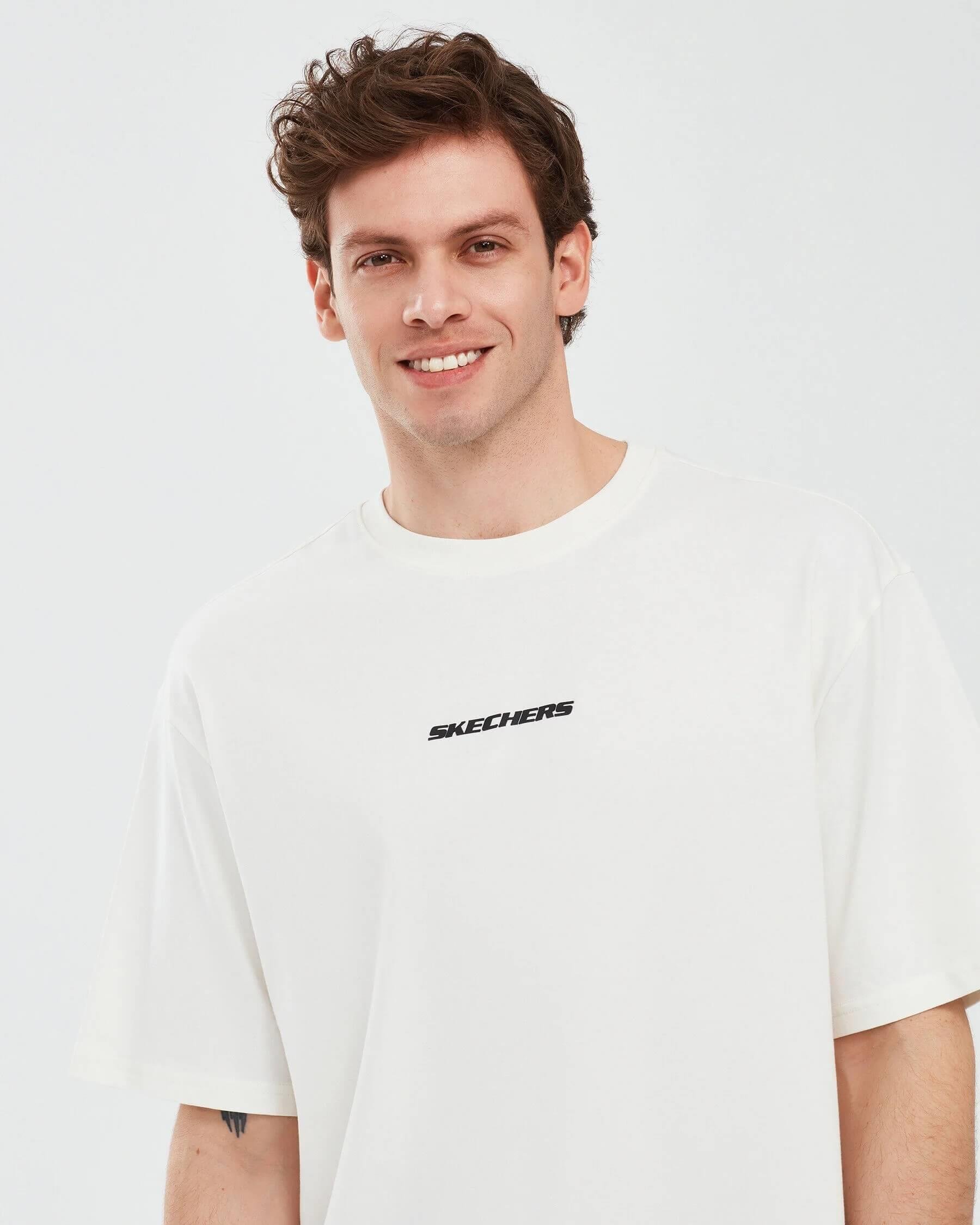 Skechers M Graphic Tee Oversize S232404 102 Erkek T Shirt Beyaz