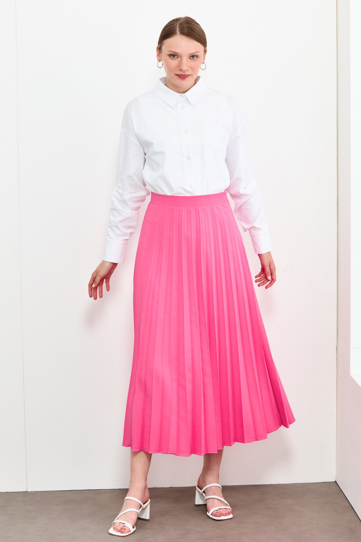 Dark pink pleated clearance skirt
