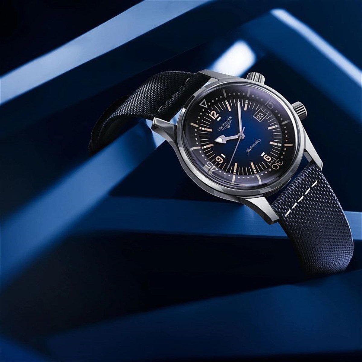 Longines Legend Diver L3.774.4.90.2 Erkek Saati