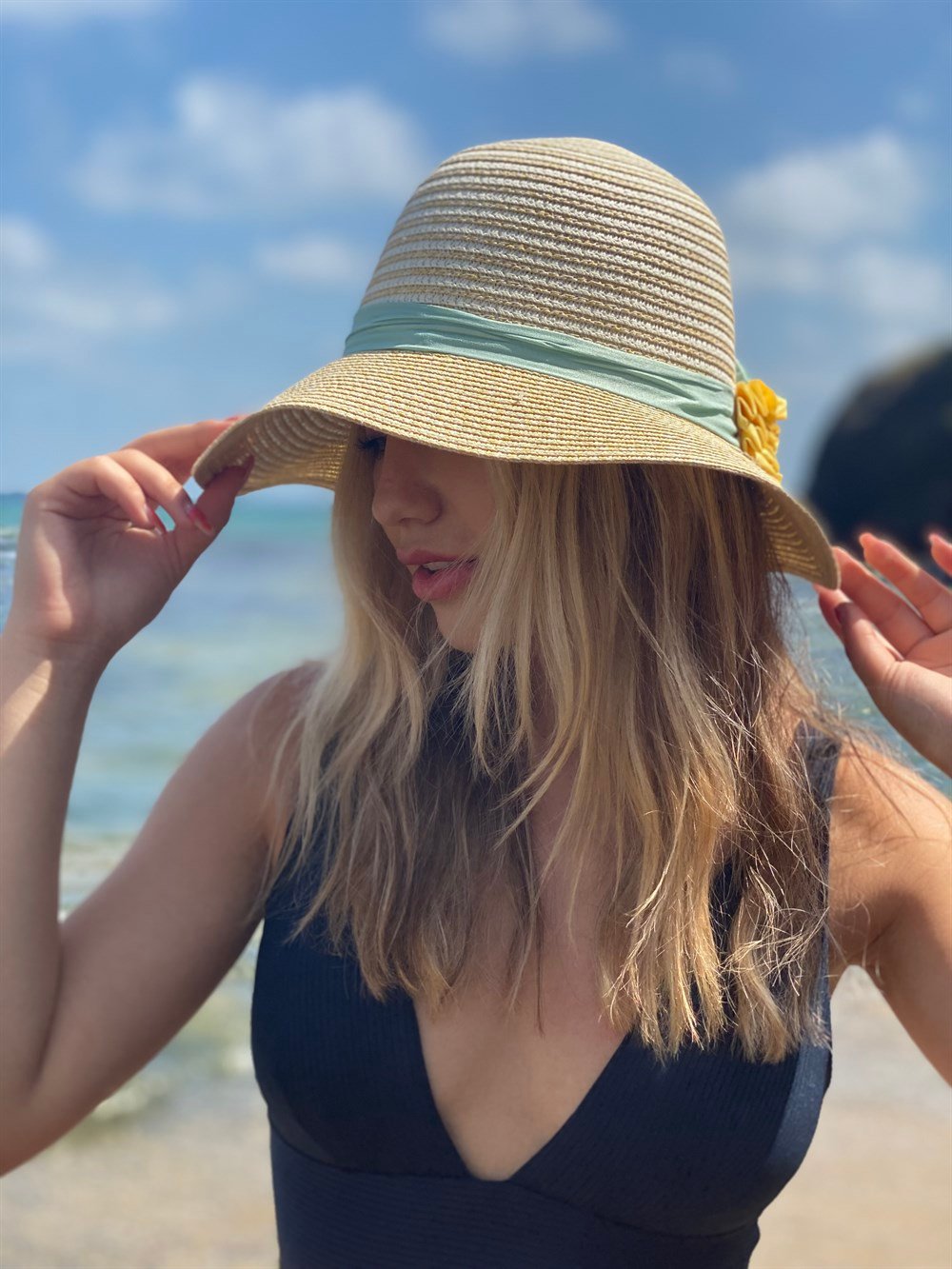 Kadın Hasır Plaj Şapkası Bej
