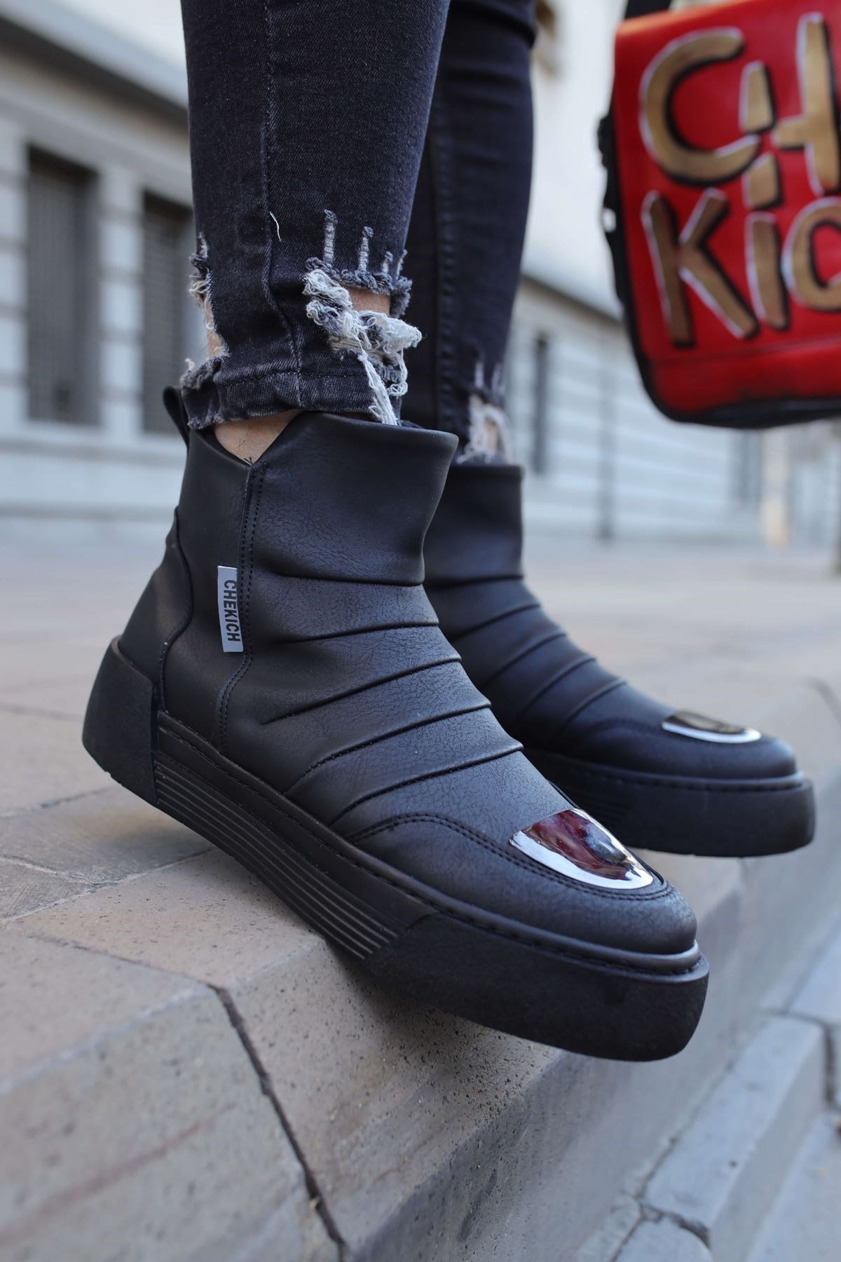 Chekich Men s Black Sole Black Boots