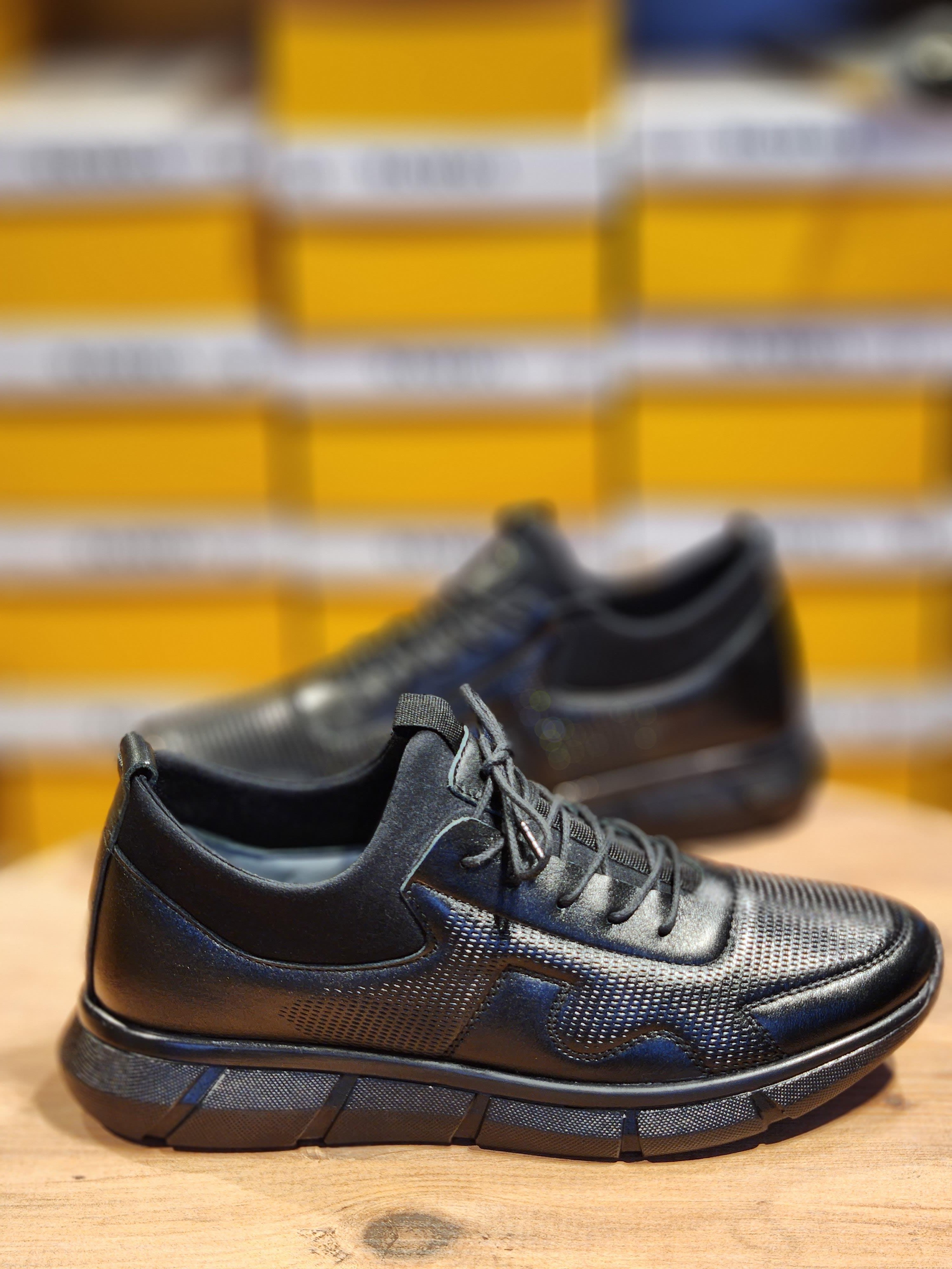 Streçli Siyah İçi Dışı Hakiki Deri Erkek Ayakkabı Sneakers