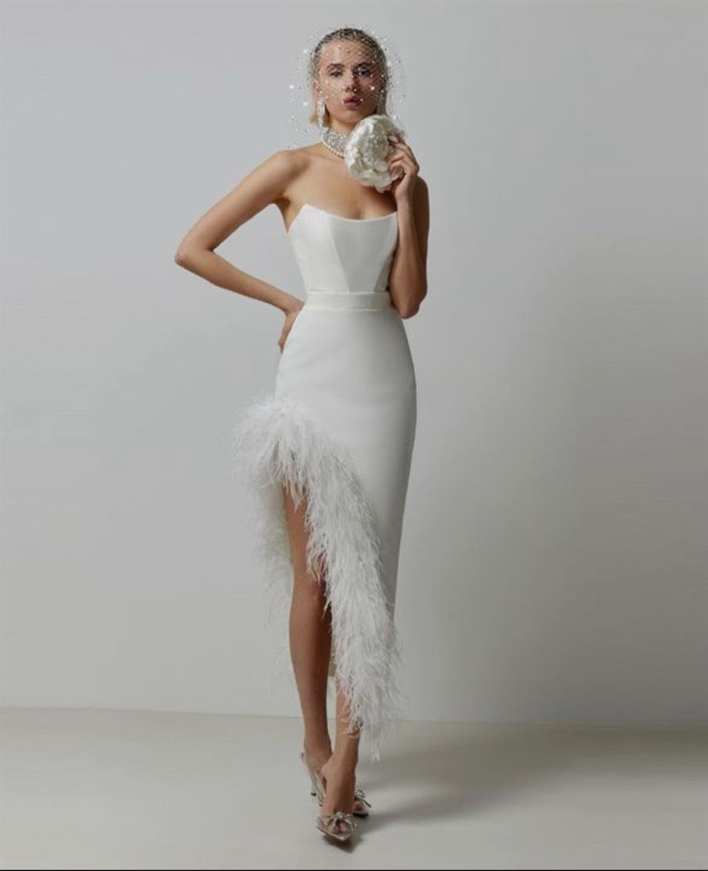Beyaz Asimetrik Kesim Otrişli Bandaj Tasarım Elbise