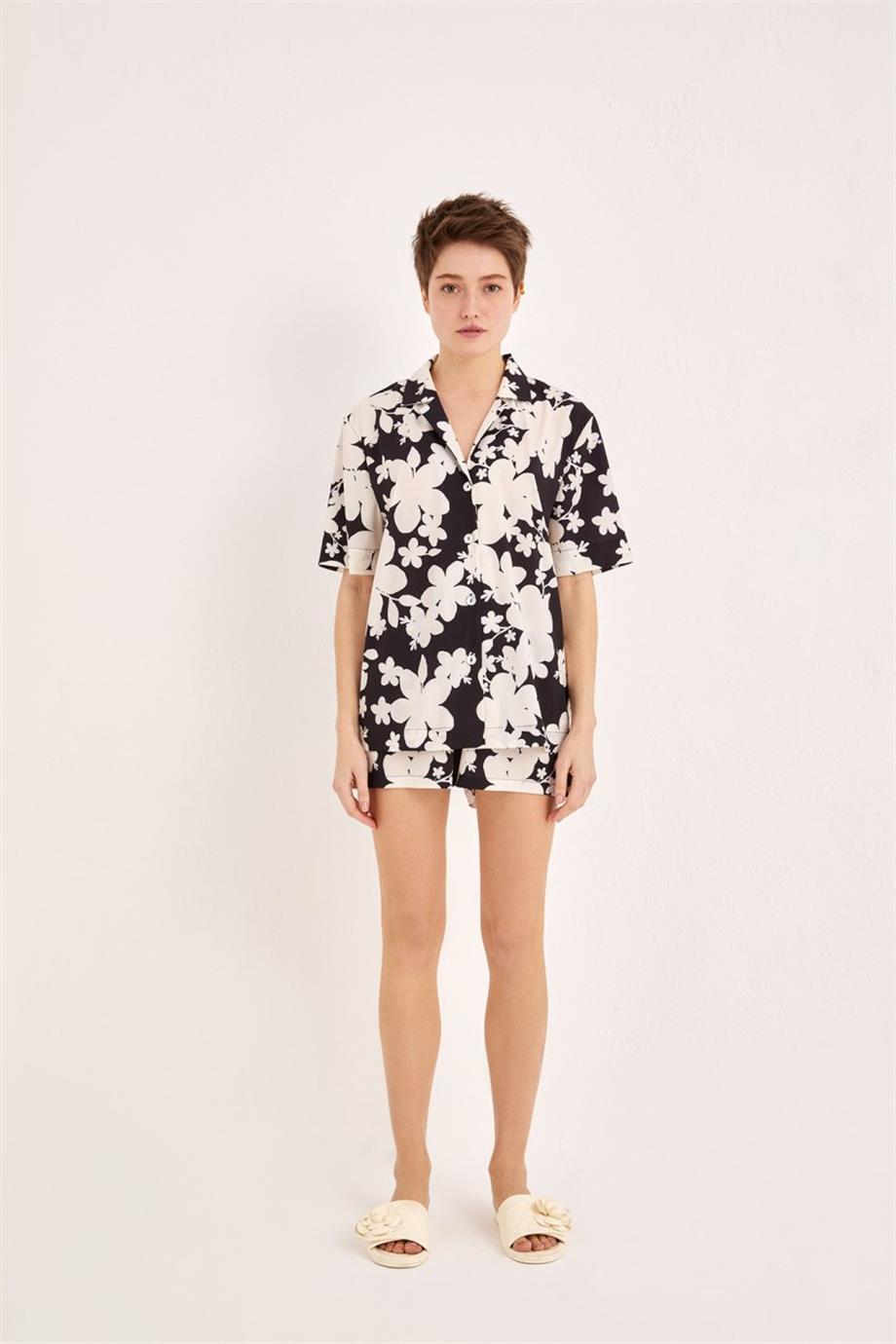 Albeon Shorts