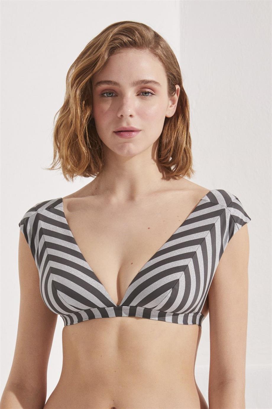 Beyond The  Lines Deep V Top