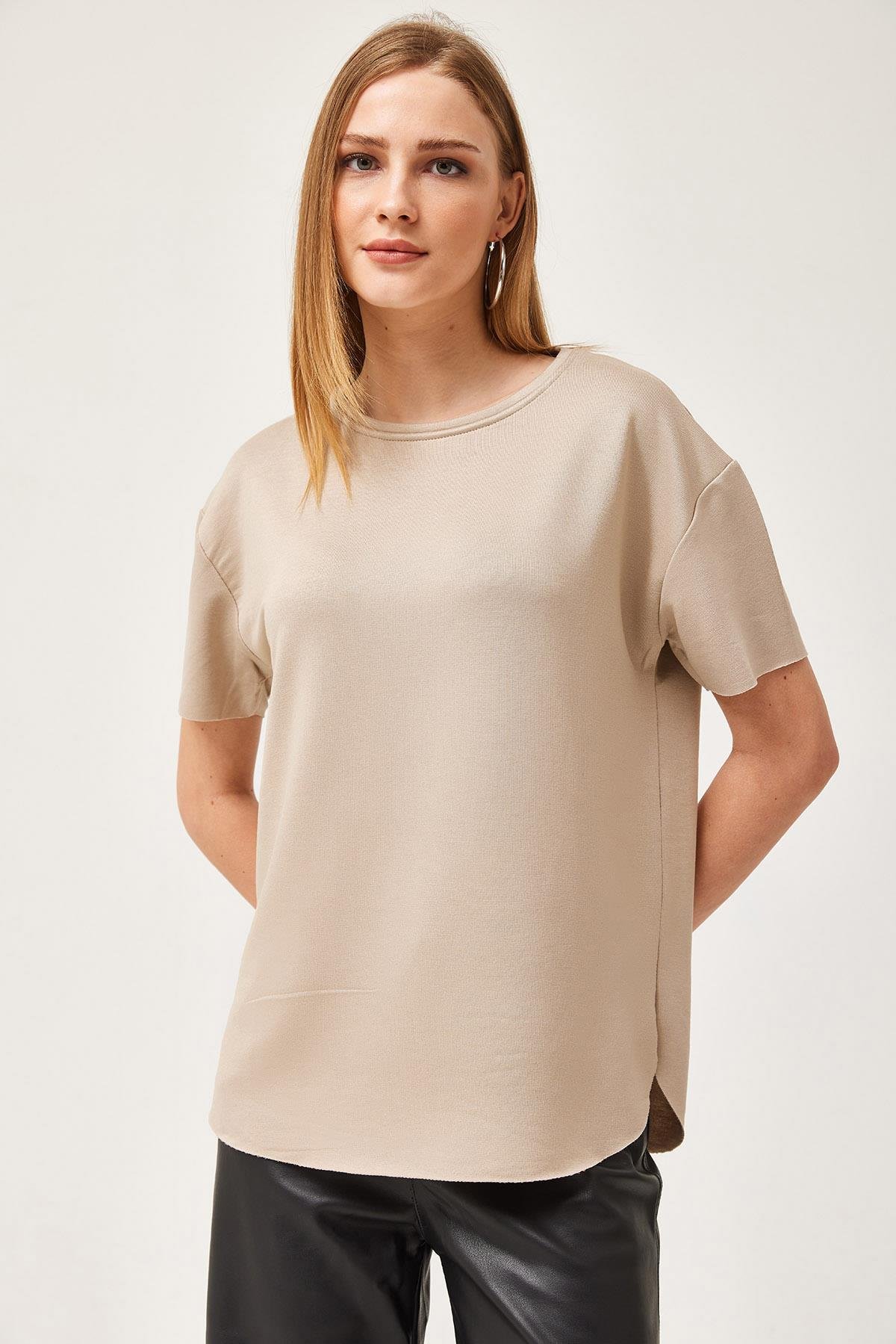 Oysh Yumuşak Dokulu Eteği Oval Modal Tshirt Bej