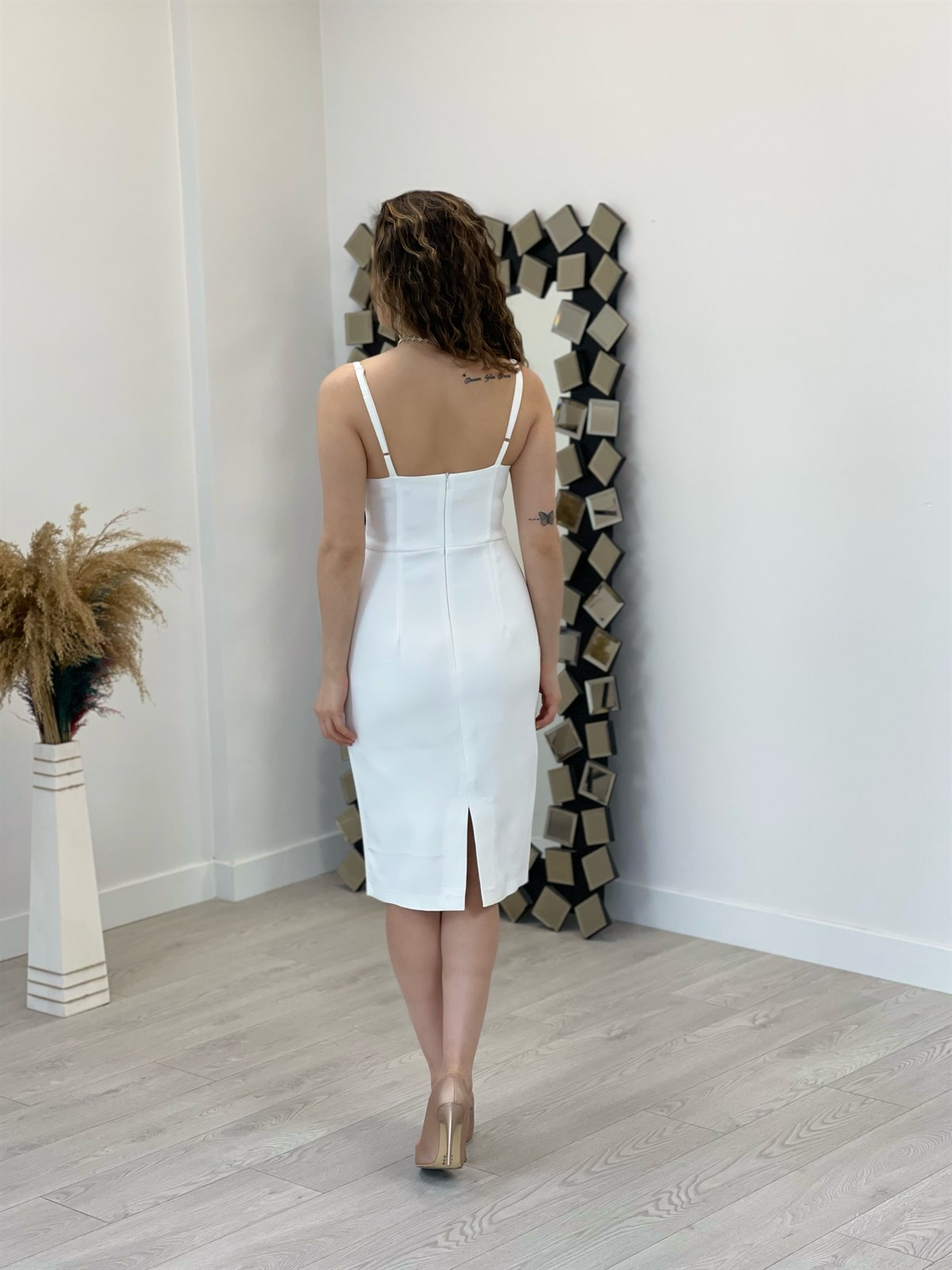 Crep Kumaş Askılı Kalem Elbise - BEYAZ | Giyim Masalı