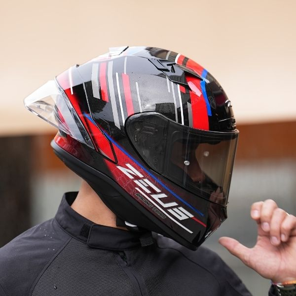 Zeus ZS-826 BK15 Red Kapalı Kask