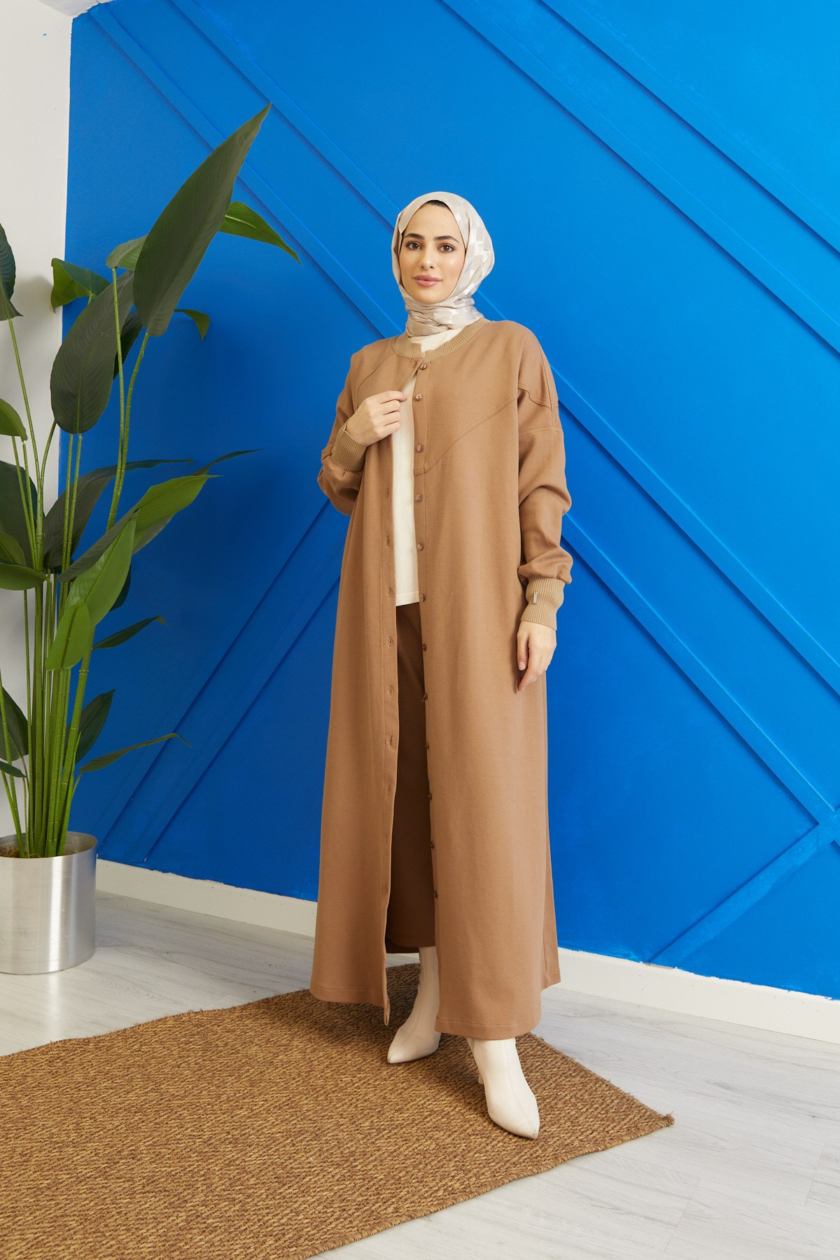 İnvee 6851 Kendinden Çizgili Düğmeli Tam Boy Kap - Camel