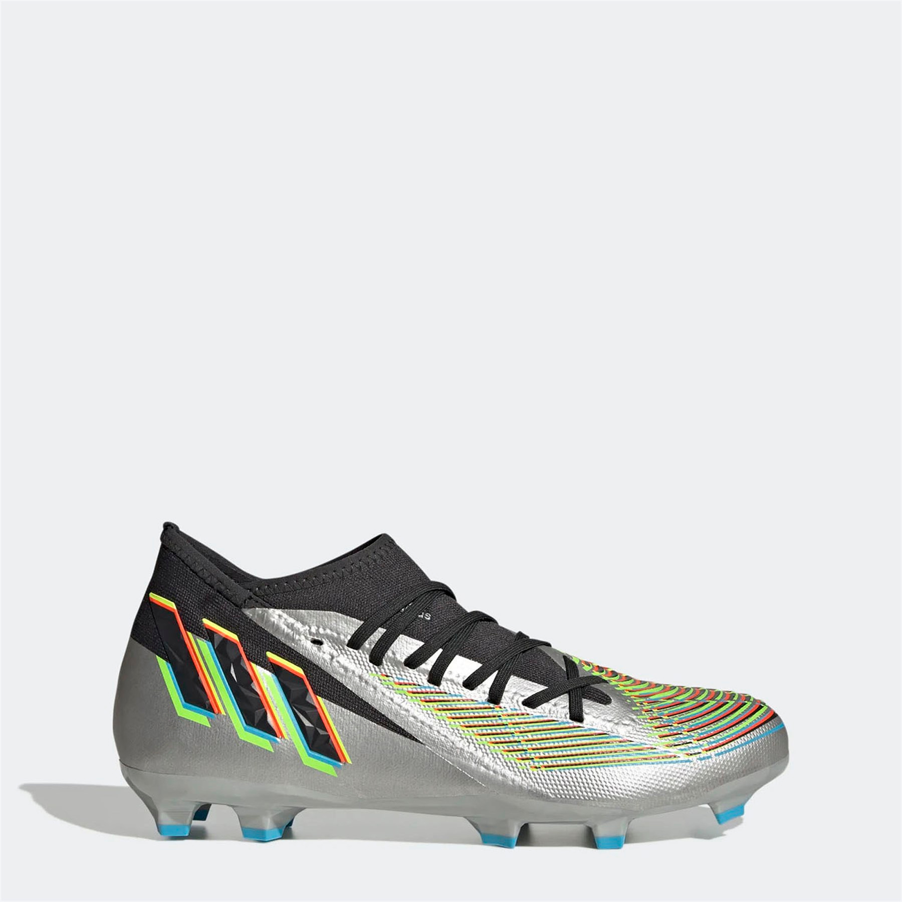 adidas-futbol-krampon-predator