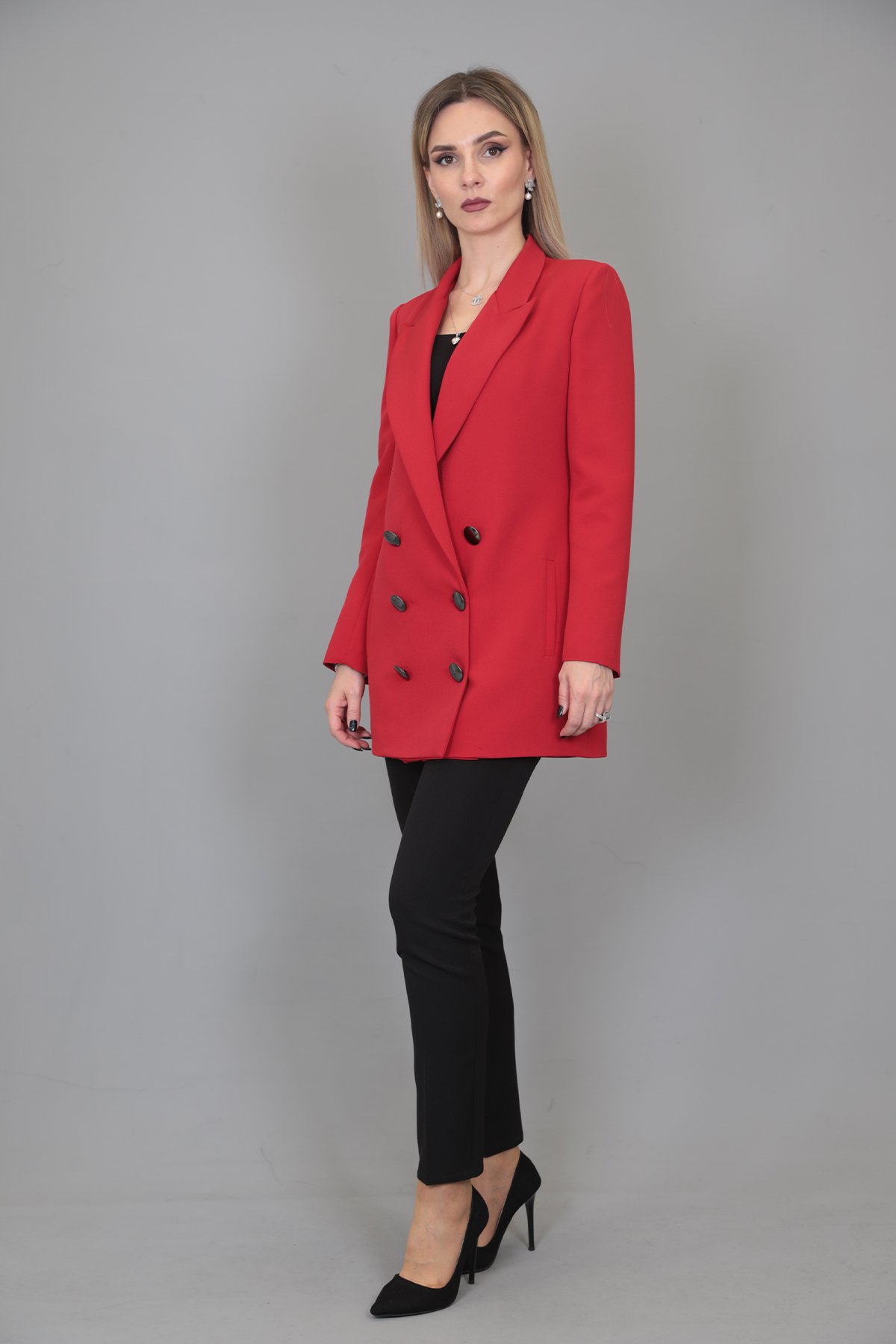 Uzun Klasik Blazer Ceket & Boru Paça Pantolon Kombin-Kırmızı - Önder Özsoy  | Ofis Giyim | Yeni Sezon