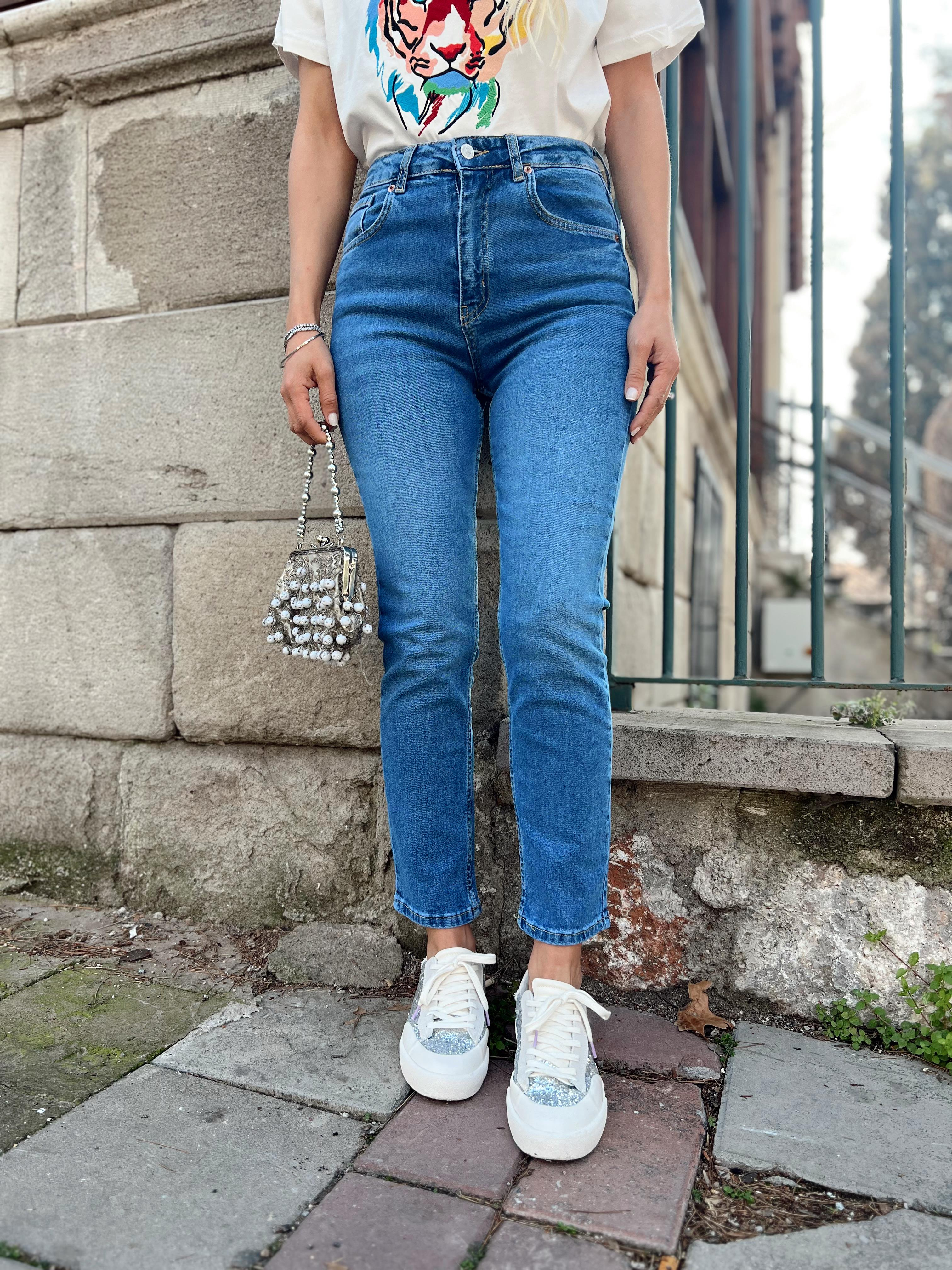 KLASİK MAVİ LİKRALI MOM JEAN · 4