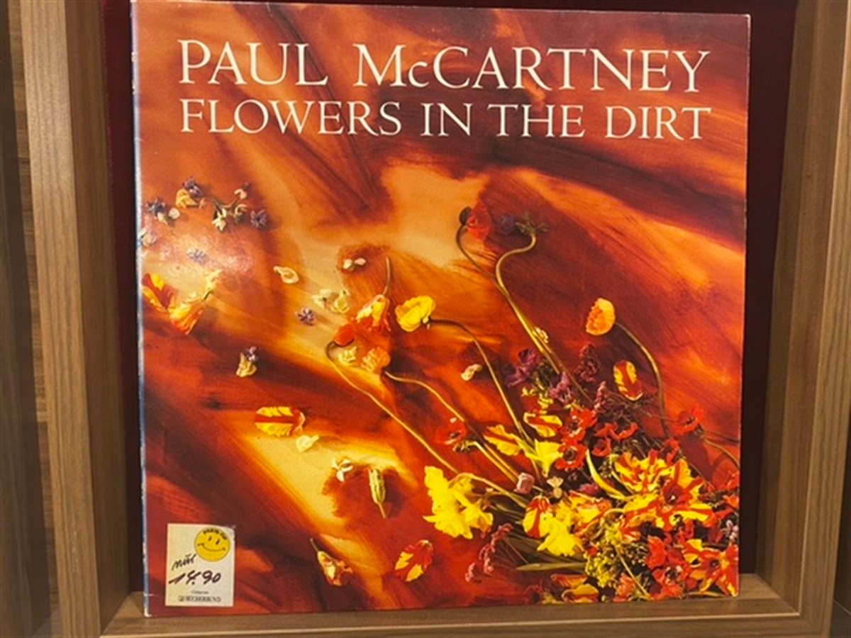 PAUL MCCARTNEY - FLOWERS IN THE DIRT