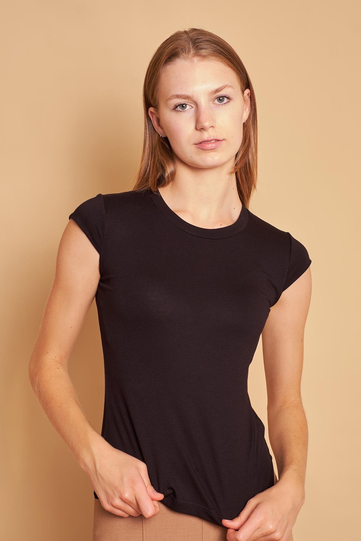 Neylon taytdagi semiz eshak It bilan jinsiy aloqa video