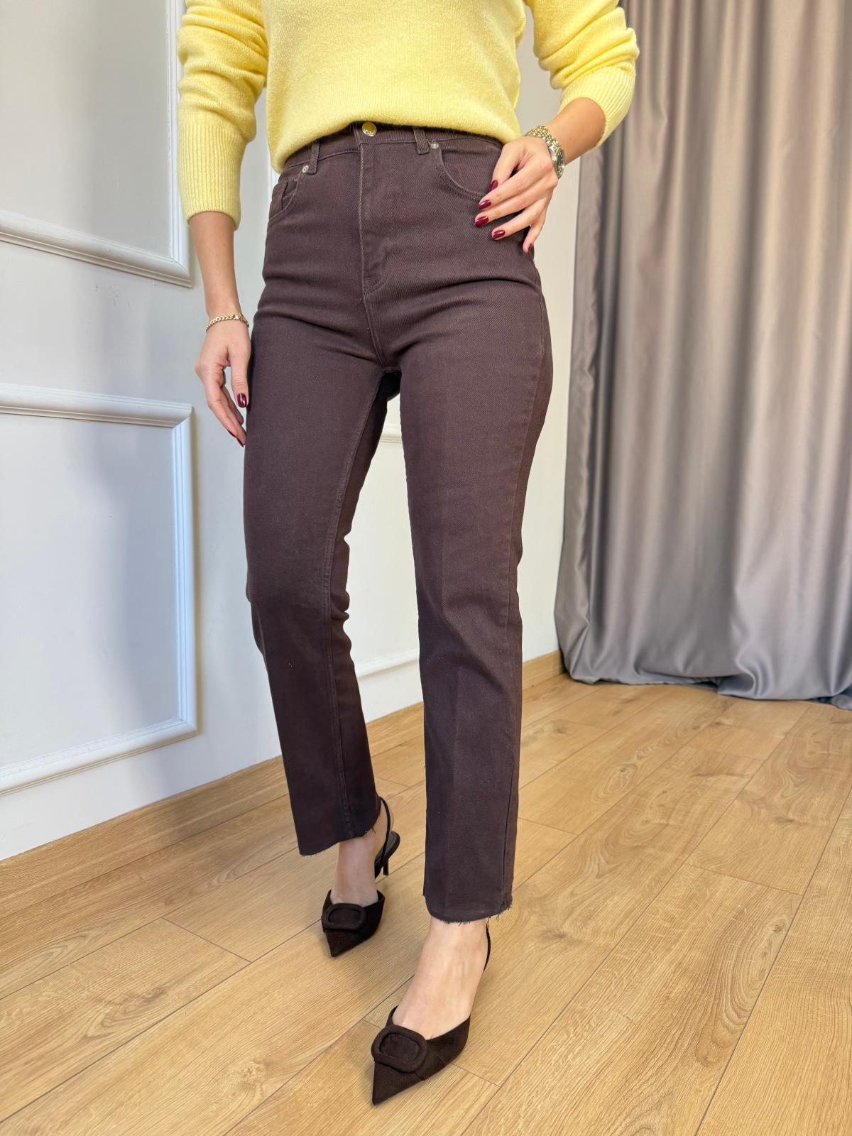 Uyda yalangoch korsatadi Busty striptizchilar rasmlar