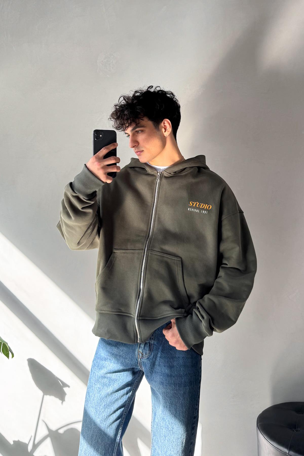 Studio Revival 1991 Baskılı Haki Oversize Hoodie