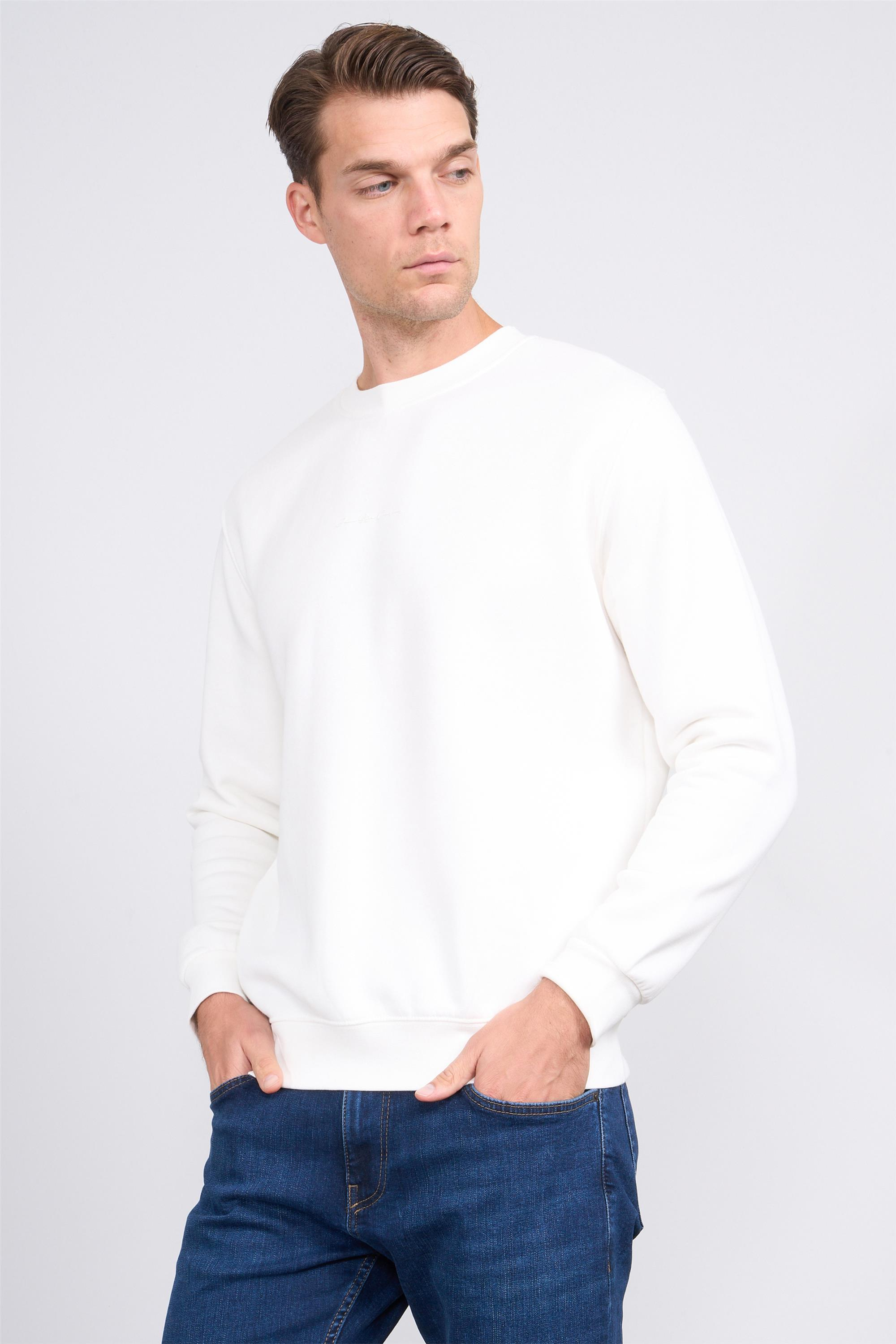 https://www.cetinkaya.com.tr/Mareteks 9507 Js Ekru Erkek 0 Yaka Enj Baskı 3 Iplık Sweatshırt