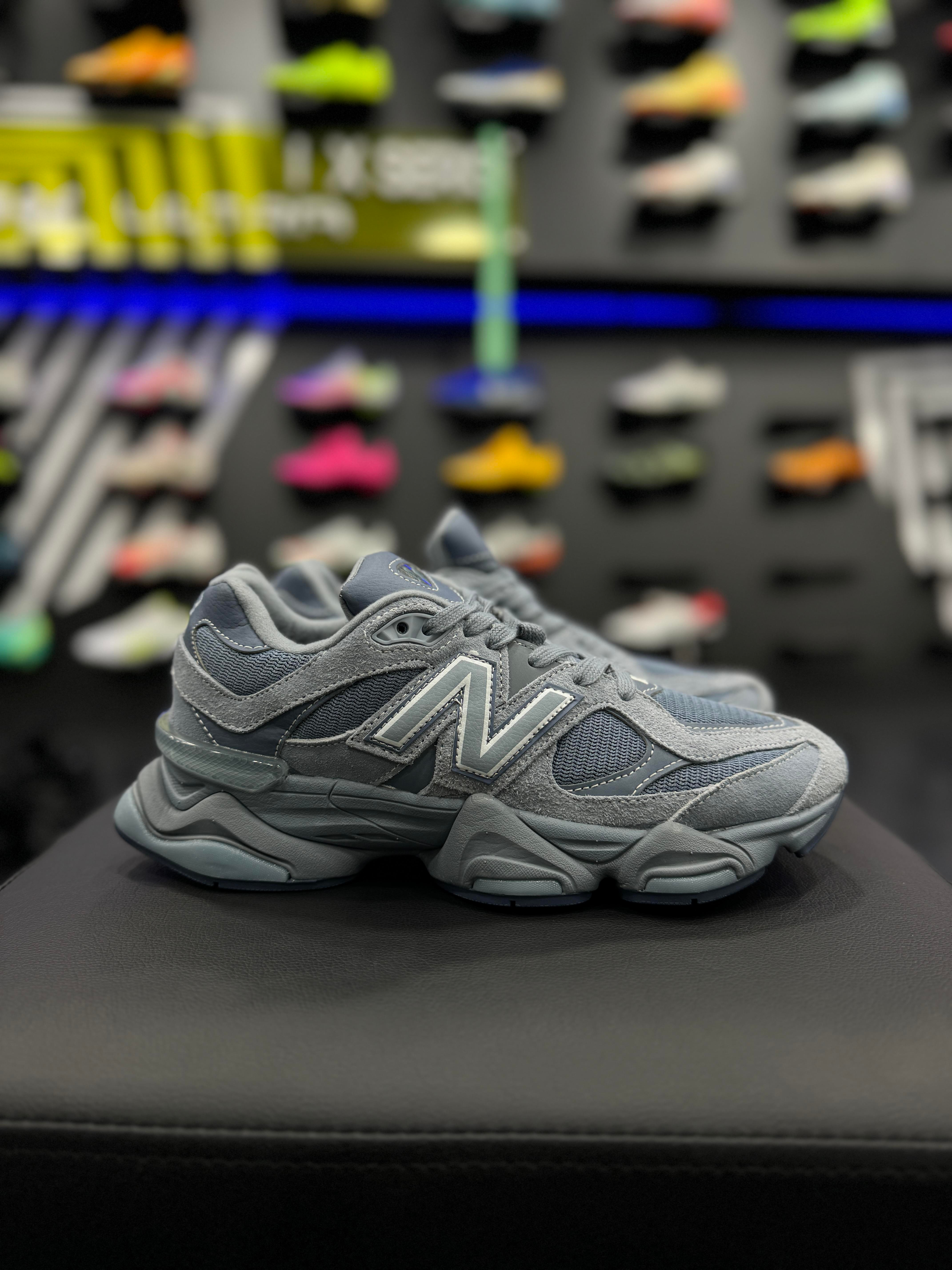 New Balance 9060 Vintage