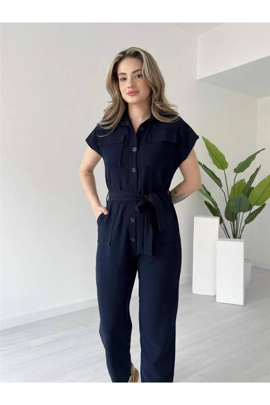 Kadın Kısa Kol Kuşaklı Düğme Detaylı Tulum ZYN-58931 - LACİVERT · 2