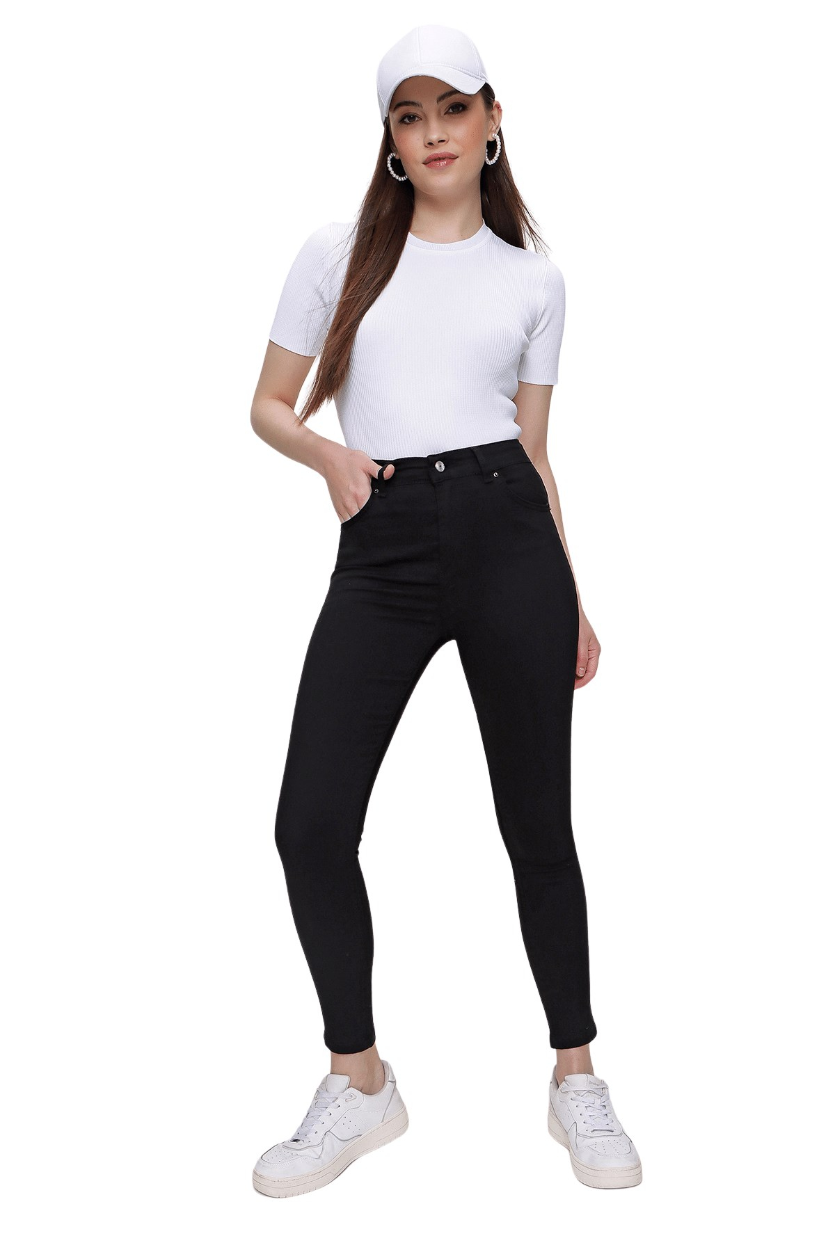 Kadın Siyah Yüksek Bel Dar Paça Kot Pantolon - Butik Buruç