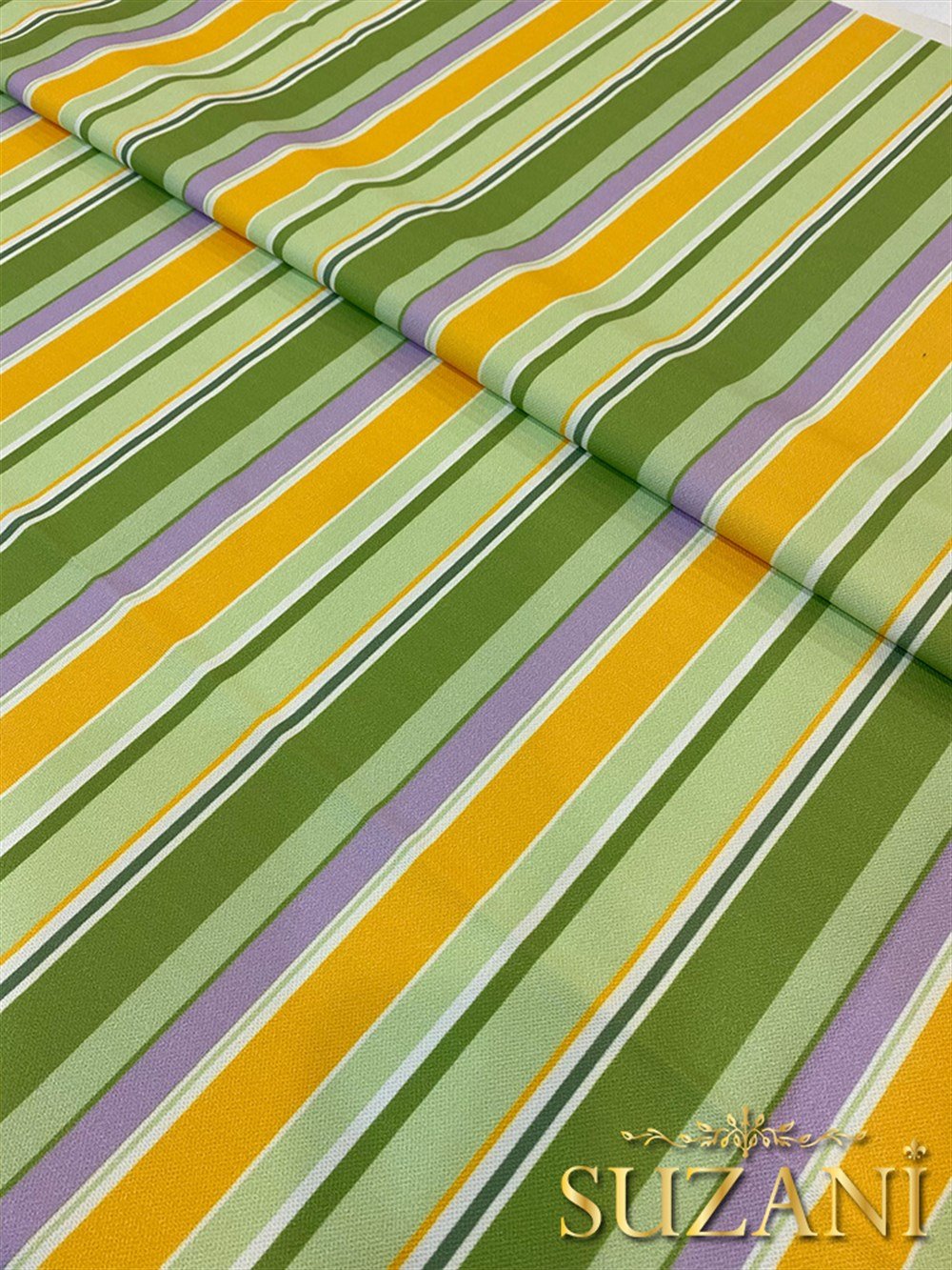 Yeşil Sarı Dikey Çizgi Desenli Dijital Baskılı Kumaş