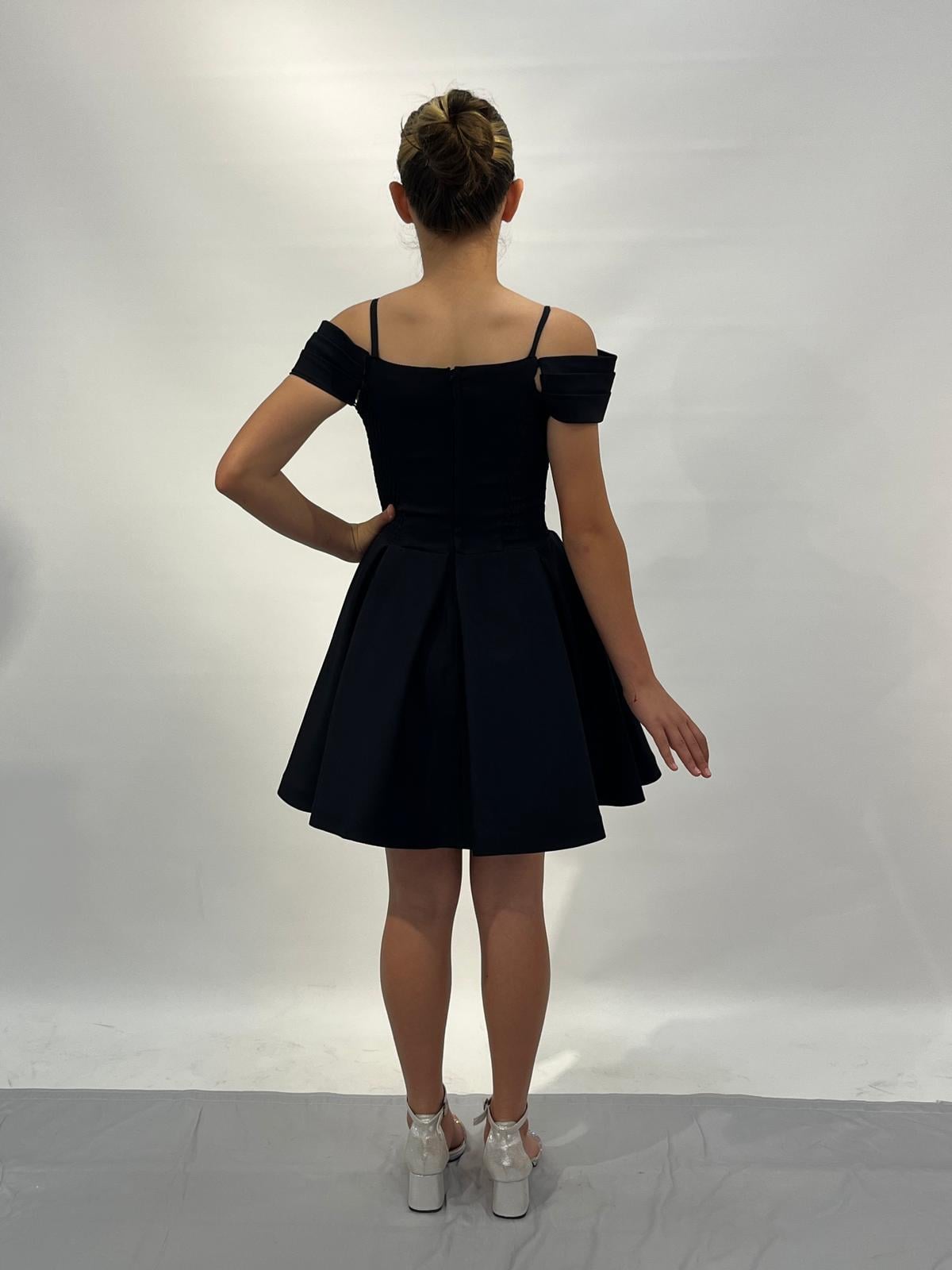Kız Çocuk Siyah Askılı Krep Kolları Çıkabilen Drape Yakalı Abiye Elbise 10-15 Yaş