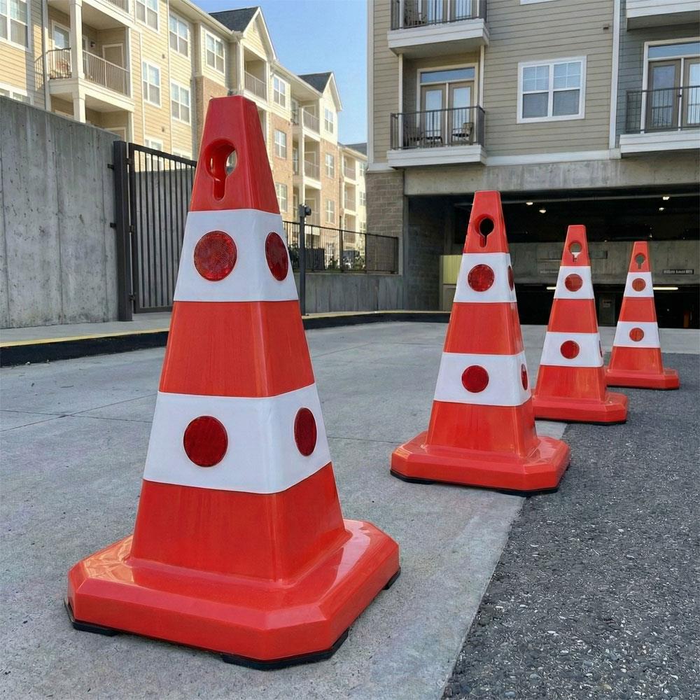 10 Adet Ultra Kedi Gözlü Trafik Konisi Ağırlıklı 60cm Trafik DubasıTrafik Konisi PPC 50-60-75 cm