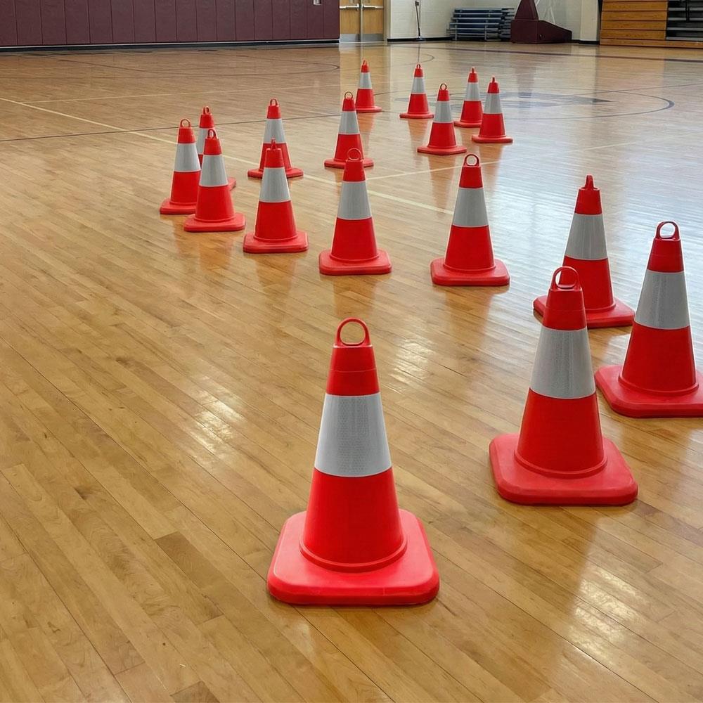 5'li TPE Trafik Konisi Seti 32 cm Tek Reflektifli Trafik DubasıTrafik Konisi PVC 50 cm