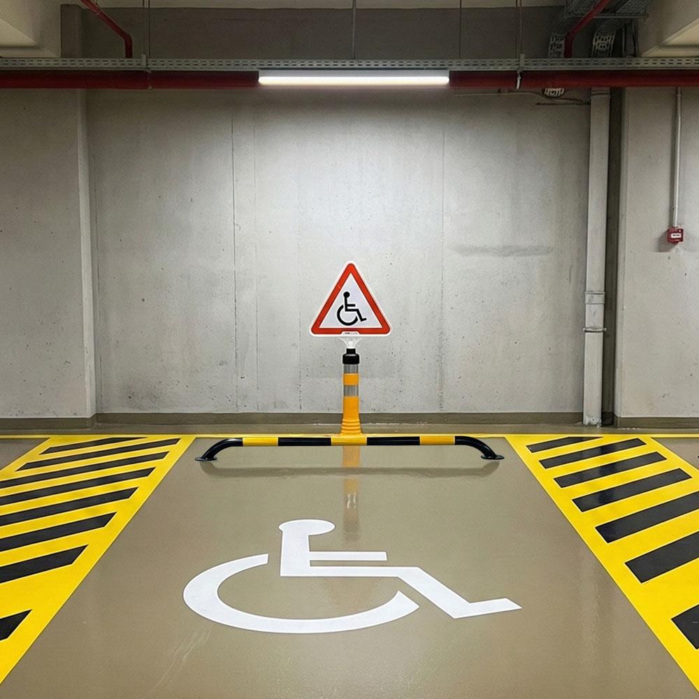 Engelli Park Yeri Üçgen Uyarı Levhalı Delinatör Seti SarıDelineator Sets
