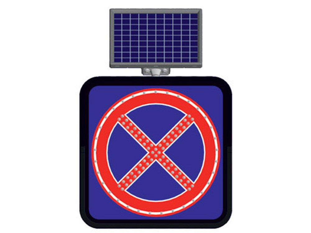 Solar ''No Parking'' Sign 60 x 60 cm