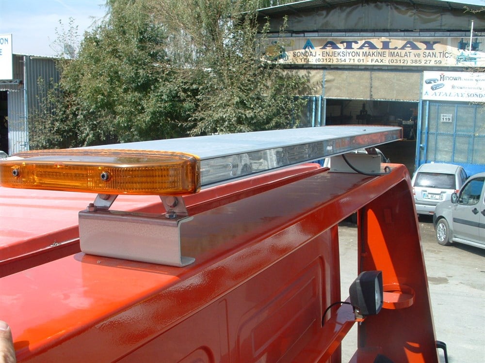 Kurtarıcı Tepe Lambası Sharp P-124Sharp Tepe Lambaları