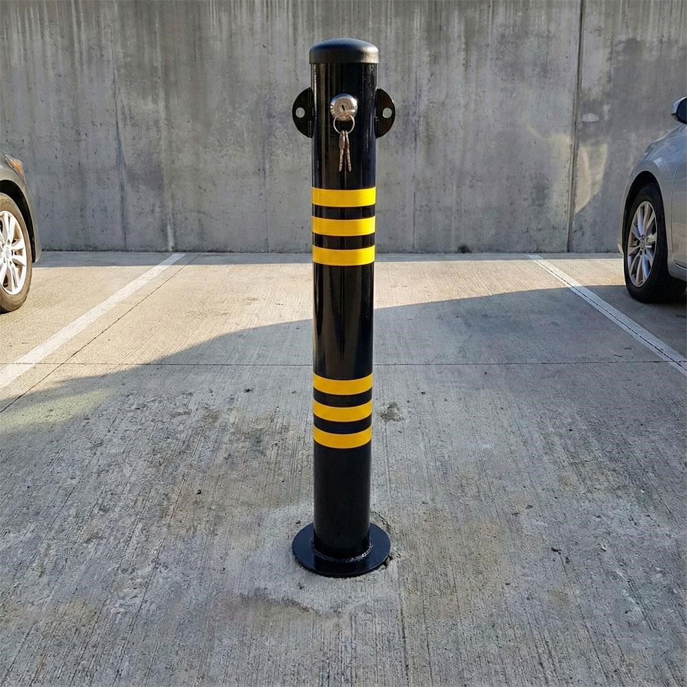 Siyah Kilitli Otopark Direği 70 cm, Çıkan Tip Ankrajlı Park BariyeriKilitli Park Direkleri