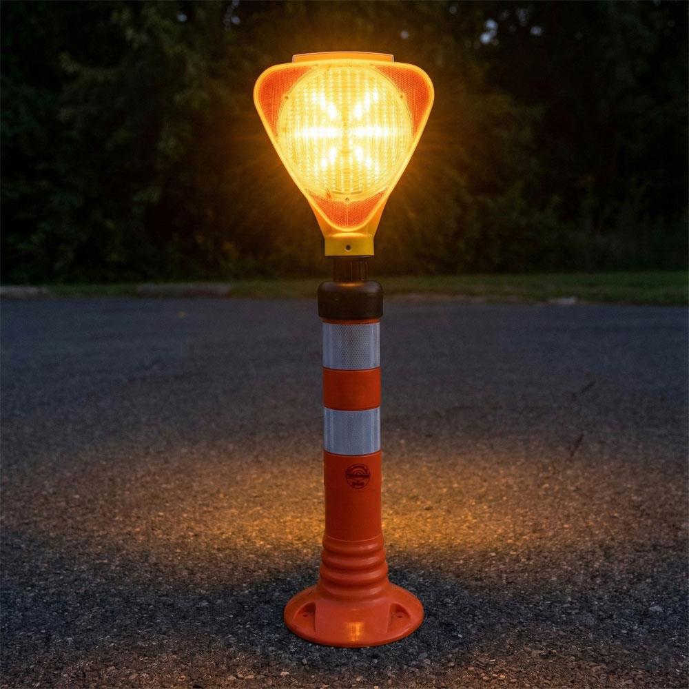 5-Pack Solar LED Barricade Flasher – YellowSolar Flashers