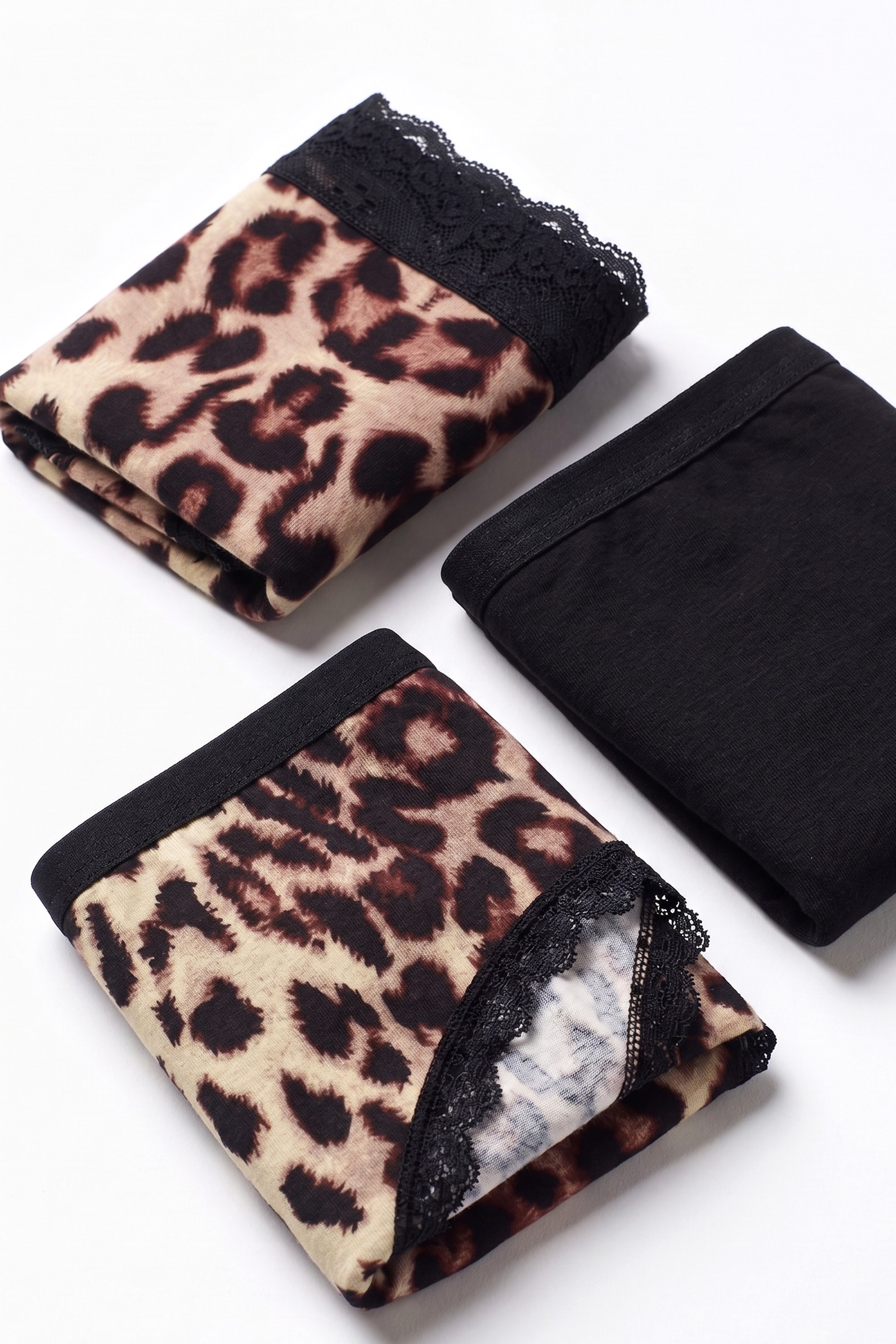 Öts Kadın Külot 3'lü Leoparlı (%90 Viskon - %10 Elastan)