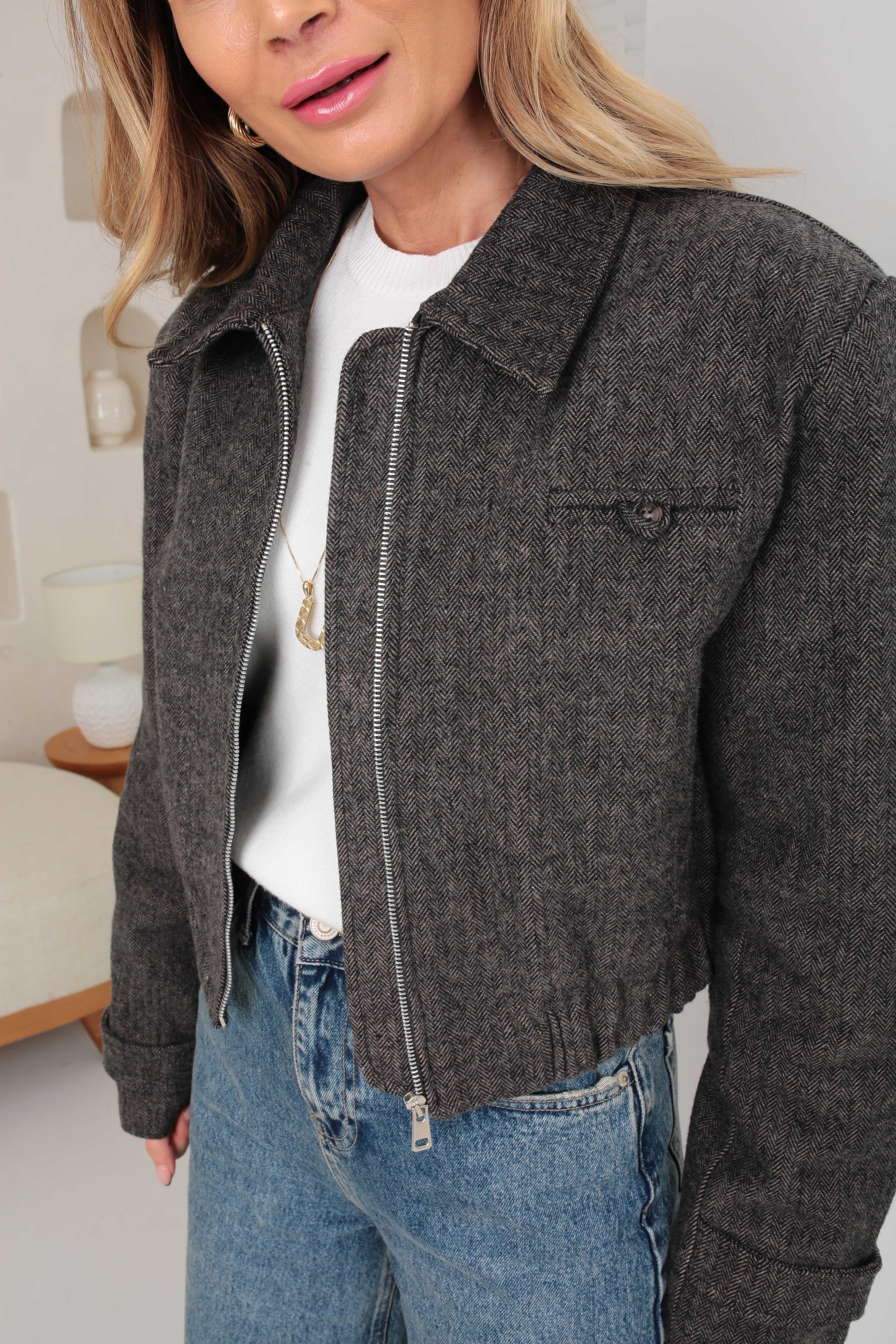 Balıksırtı Desen Kısa Kaşe Ceket CEKET