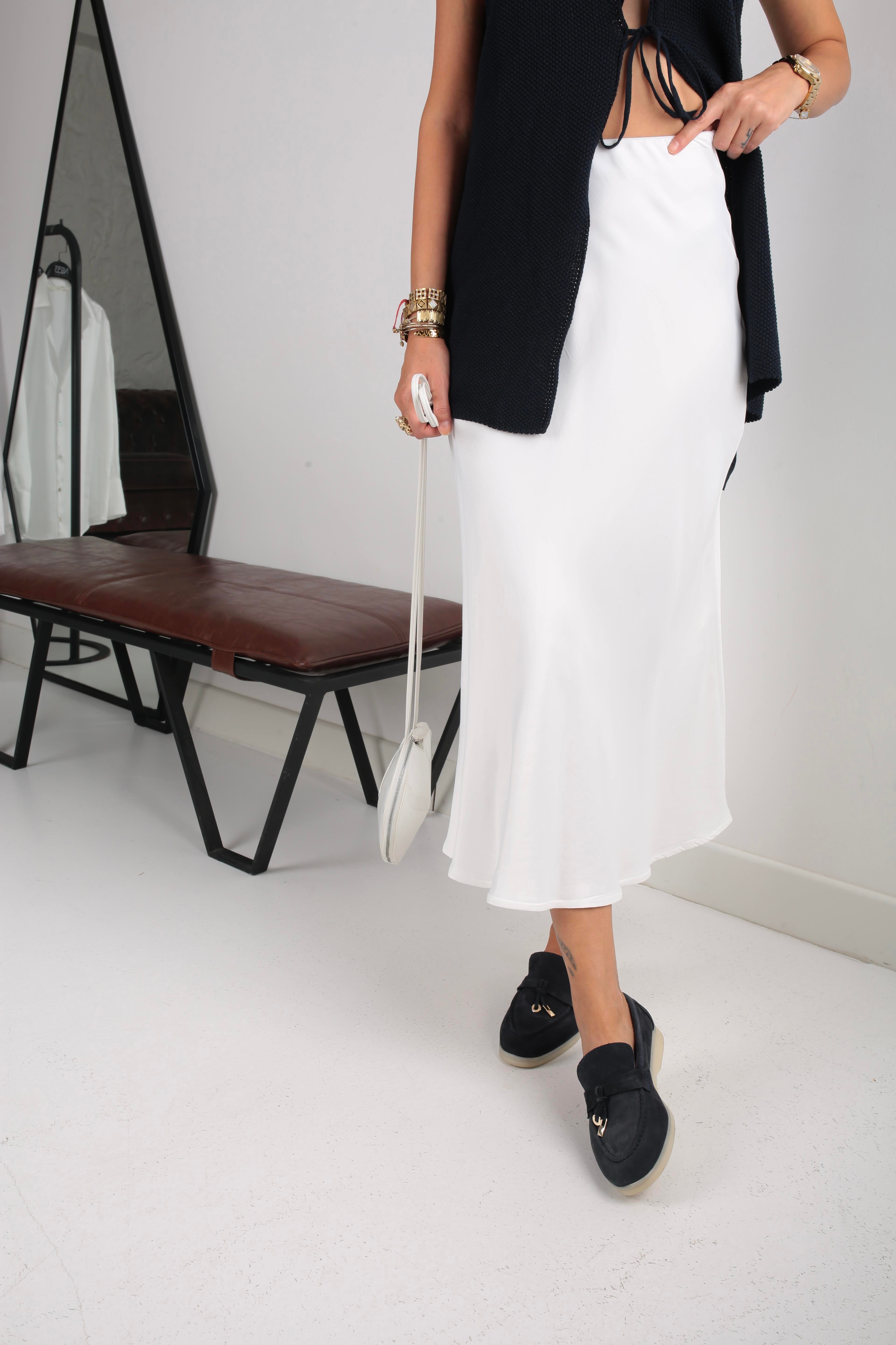 Beli Lastikli Beyaz Saten Etek ETEK