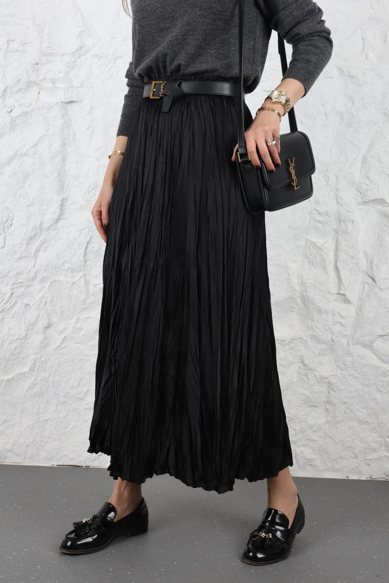 Beli Lastikli Kraslı Sİyah Etek ETEK