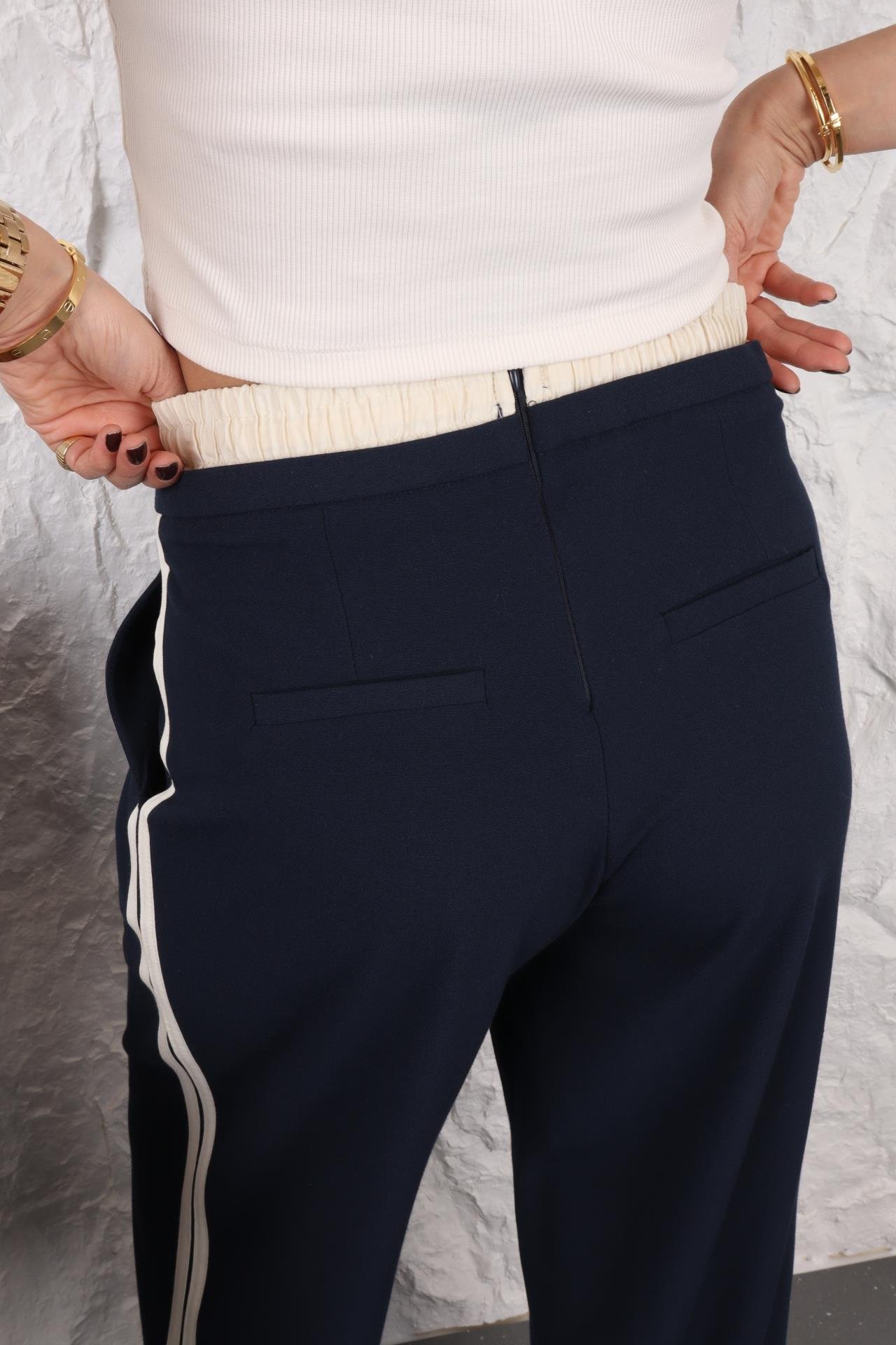 Beli Lastikli Şeritli Lacivert Pantolon PANTOLON