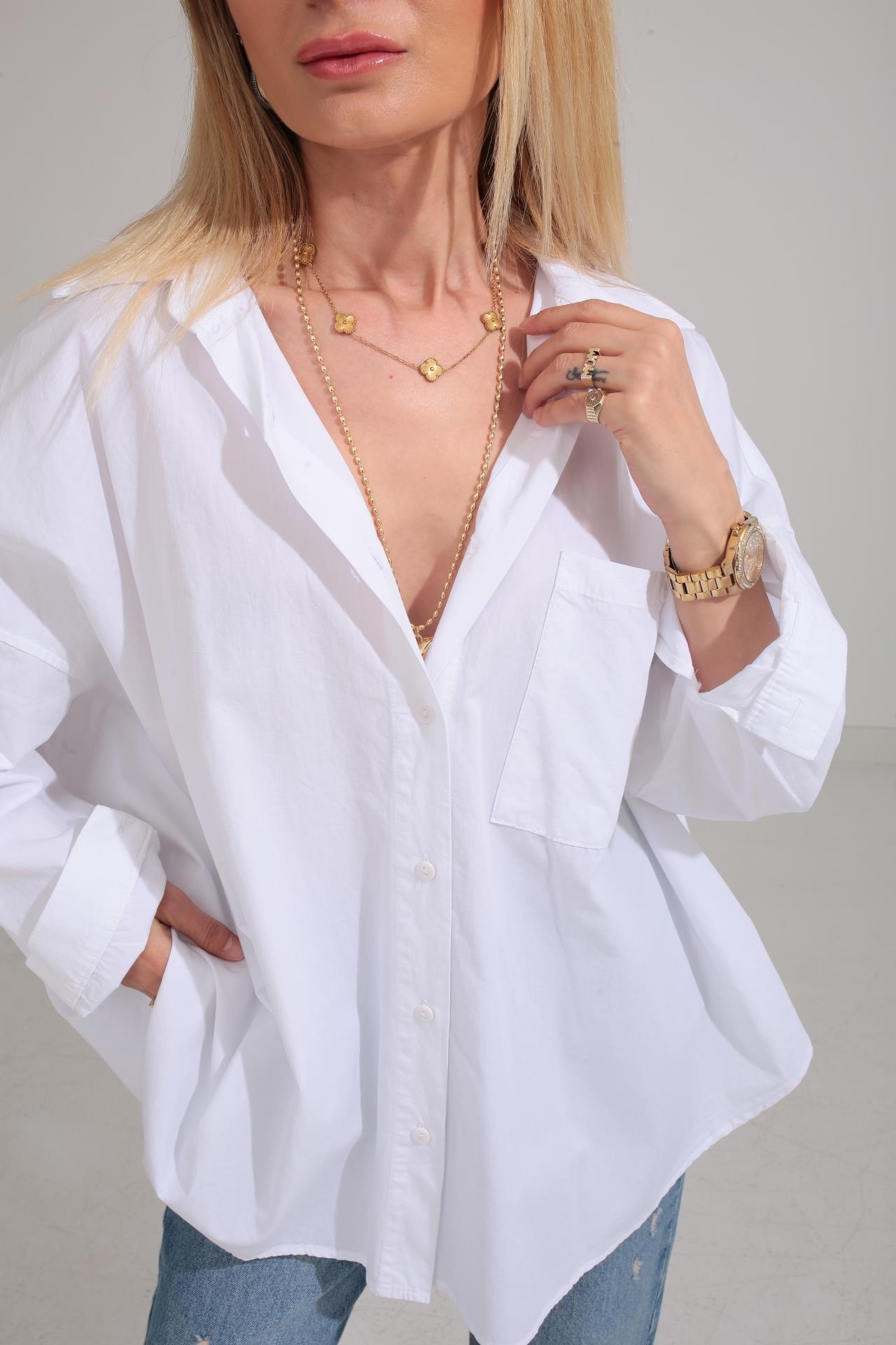 Beyaz Oversize Tek Cepli Gömlek GÖMLEK